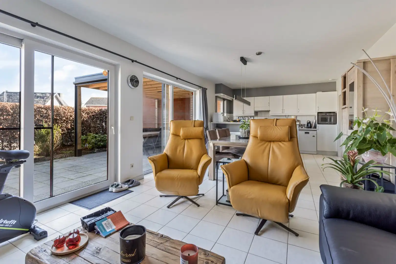 Interessante opbrengsteigendom op een goede locatie in het centrum. foto 9