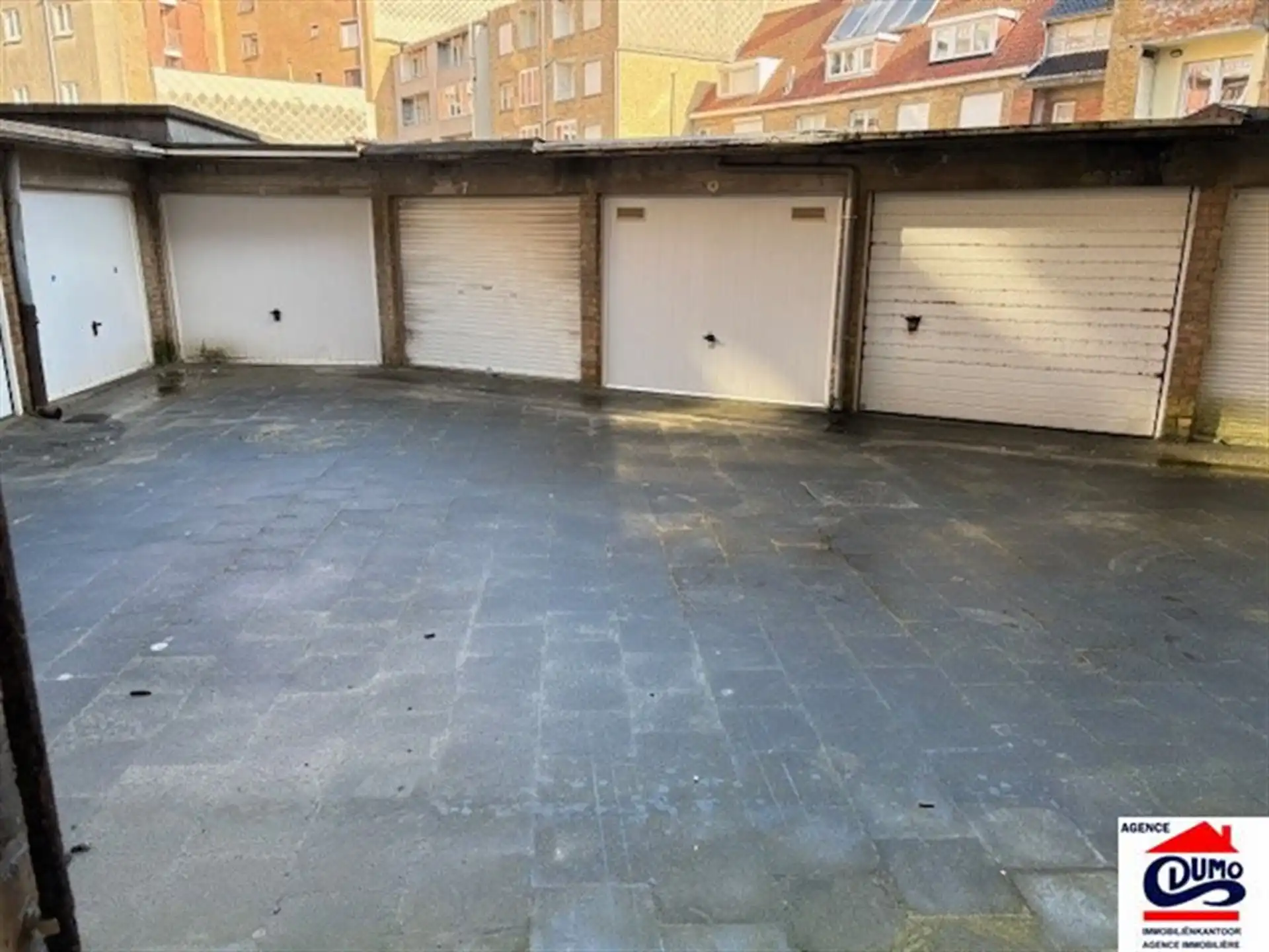 Instapklaar appartement met 2 slpk, lateraal zeezicht foto 27