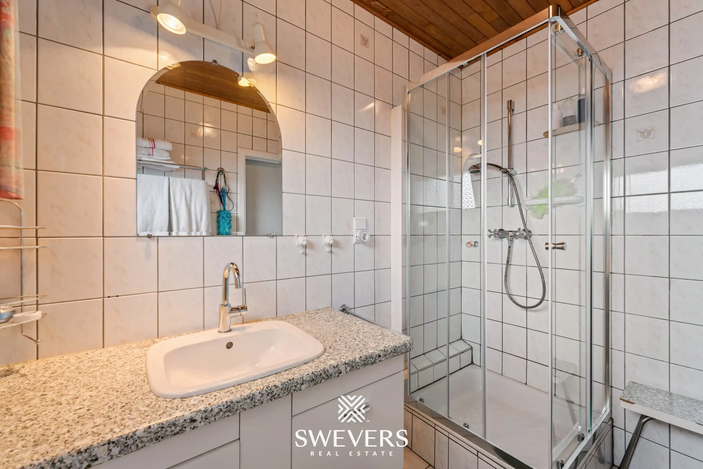 Instapklare gelijkvloerse woning met 4 slaapkamers op rustige en centrale ligging in Houthalen foto 23