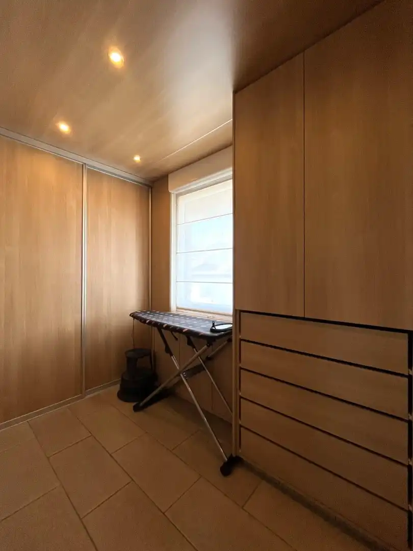 Dadizele – Ruime woning met loods van ca. 400 m², zwembad en bureelruimte foto 19