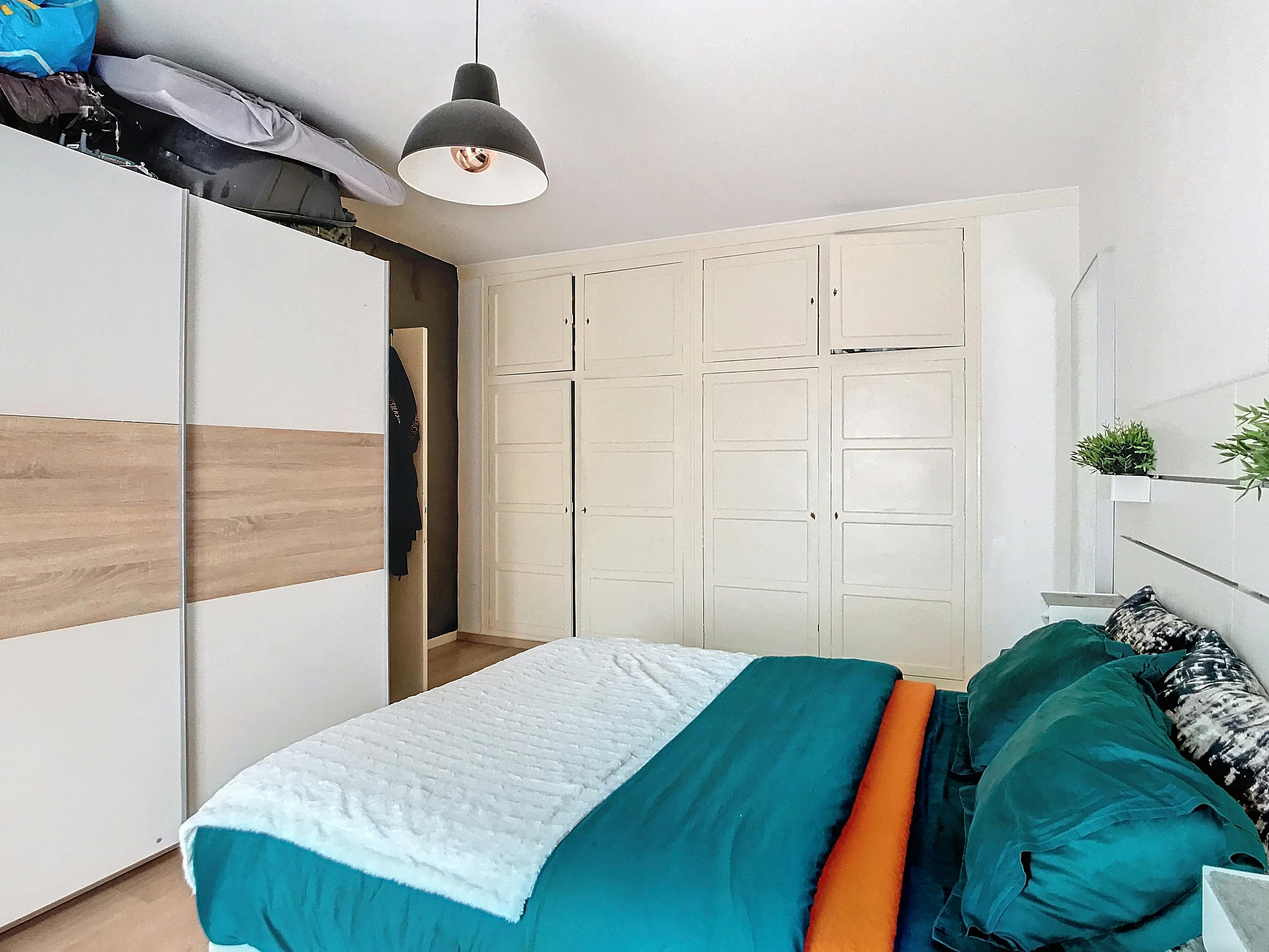 Centraal gelegen ruim appartement met garage te Beveren  foto 10
