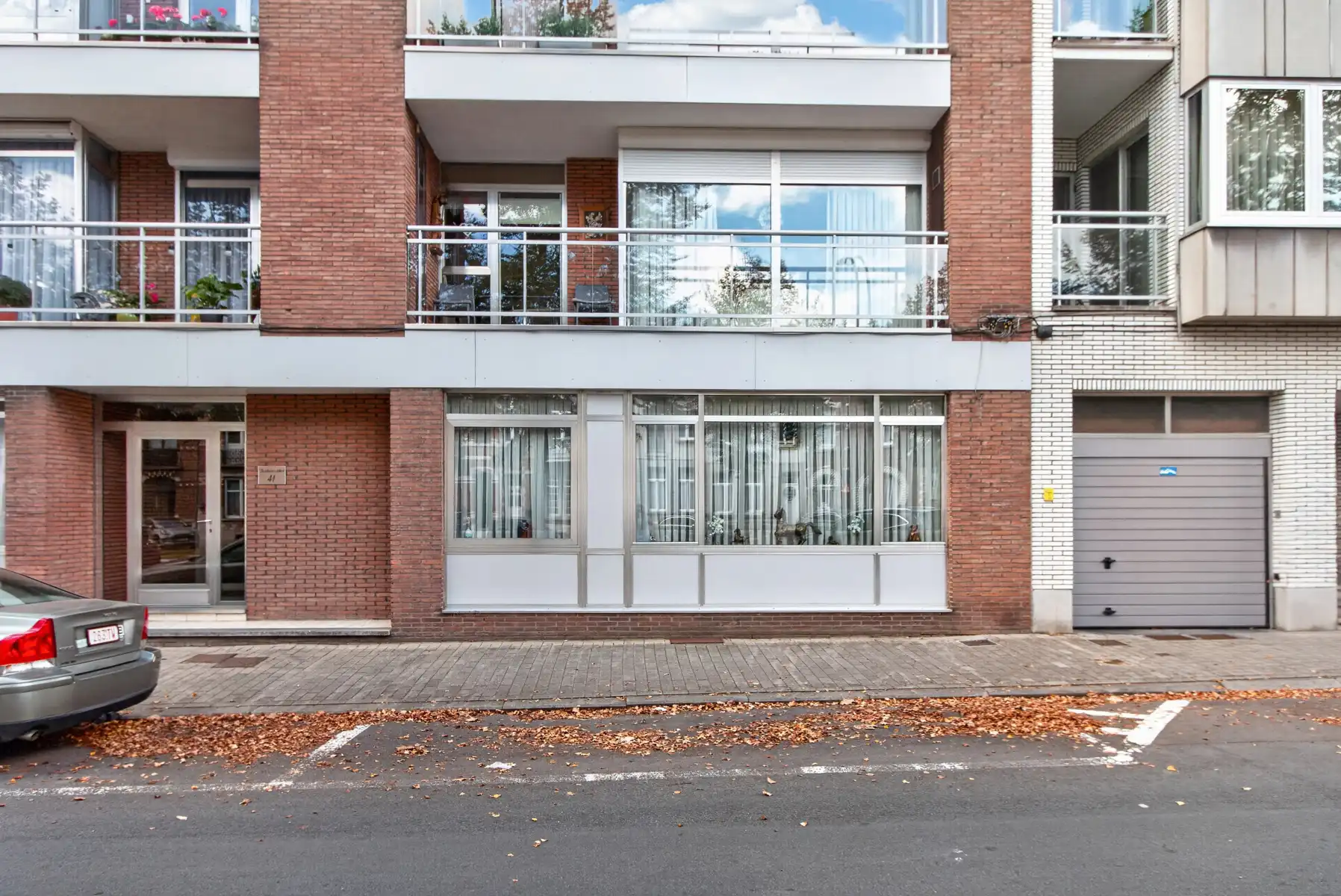 GELIJKVLOERS APP - 1 SLK - GARAGE - TERRAS MGLK foto 21