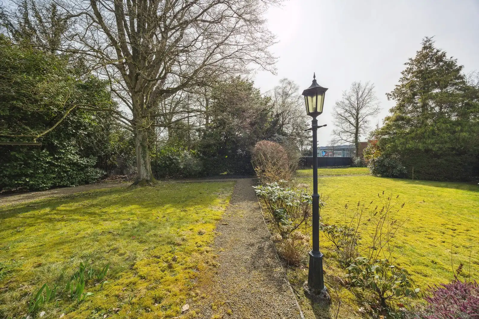 Ruime bouwgrond van ca. 1407 m² te Kapellen – rustig gelegen en omgeven door groen ! foto {{pictureIndex}}