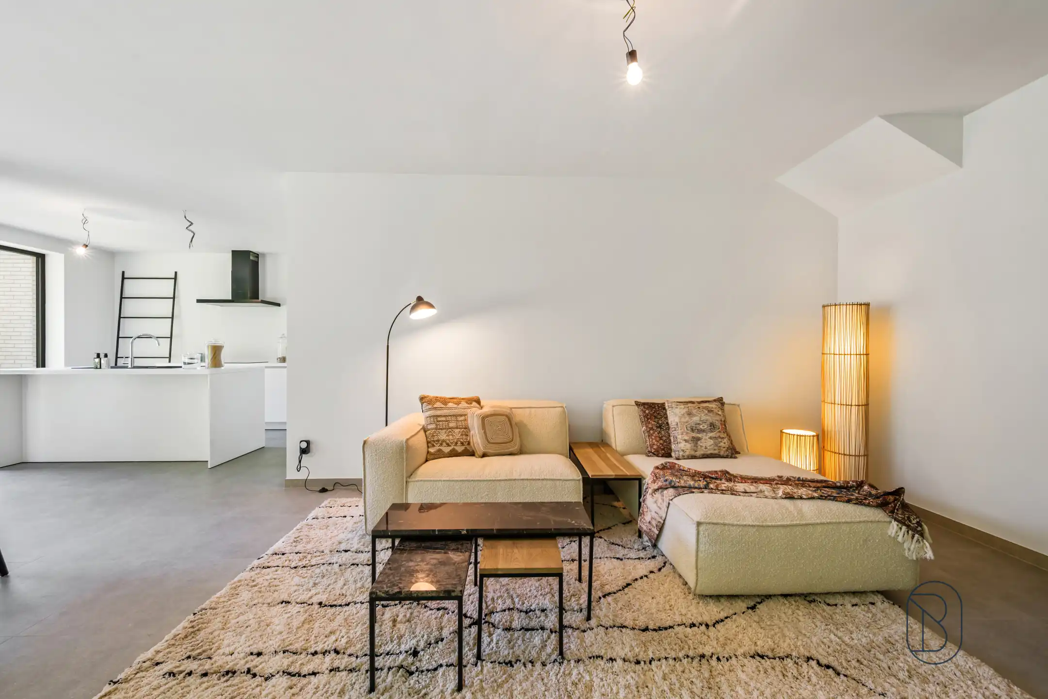 Kwalitatief afgewerkte nieuwbouw met 3 slk, E-peil 0. foto 4