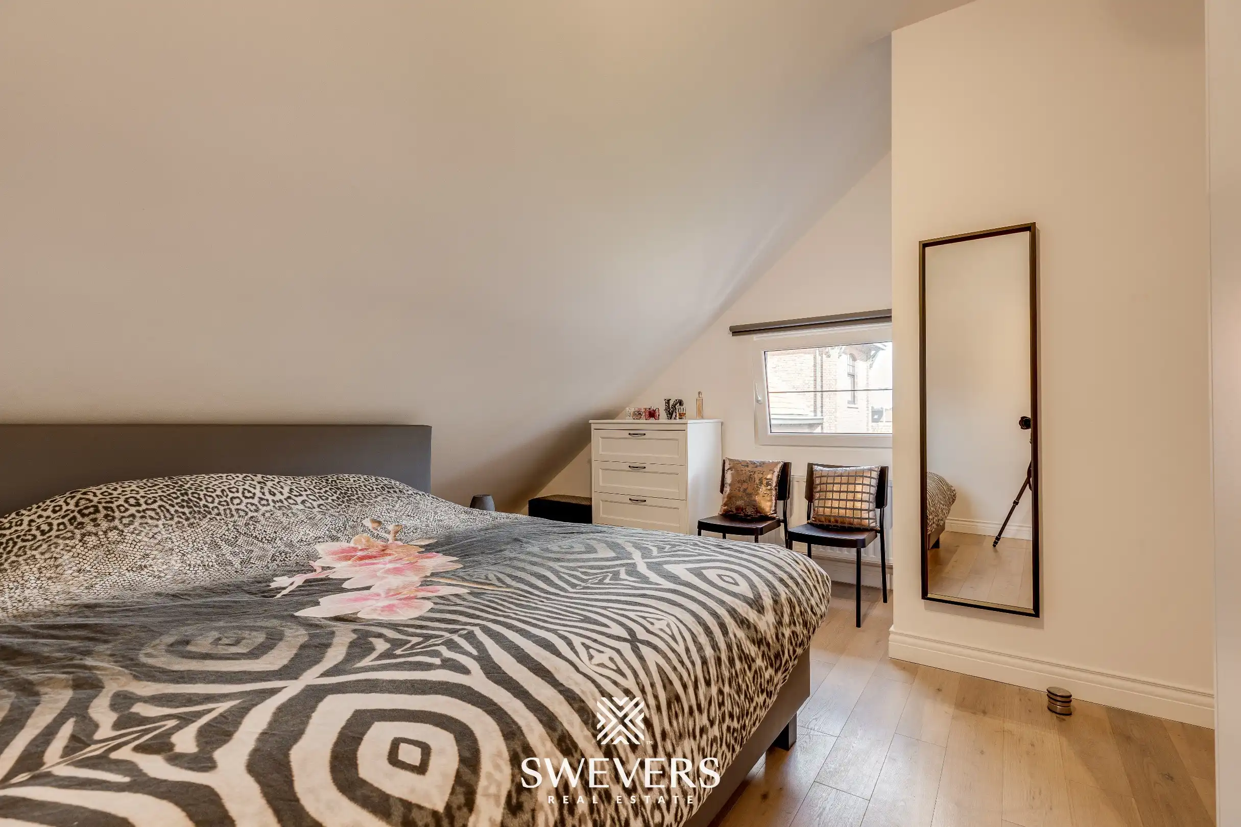 Charmant duplexappartement met 2 slaapkamers en 2 badkamers in Leopoldsburg foto 16