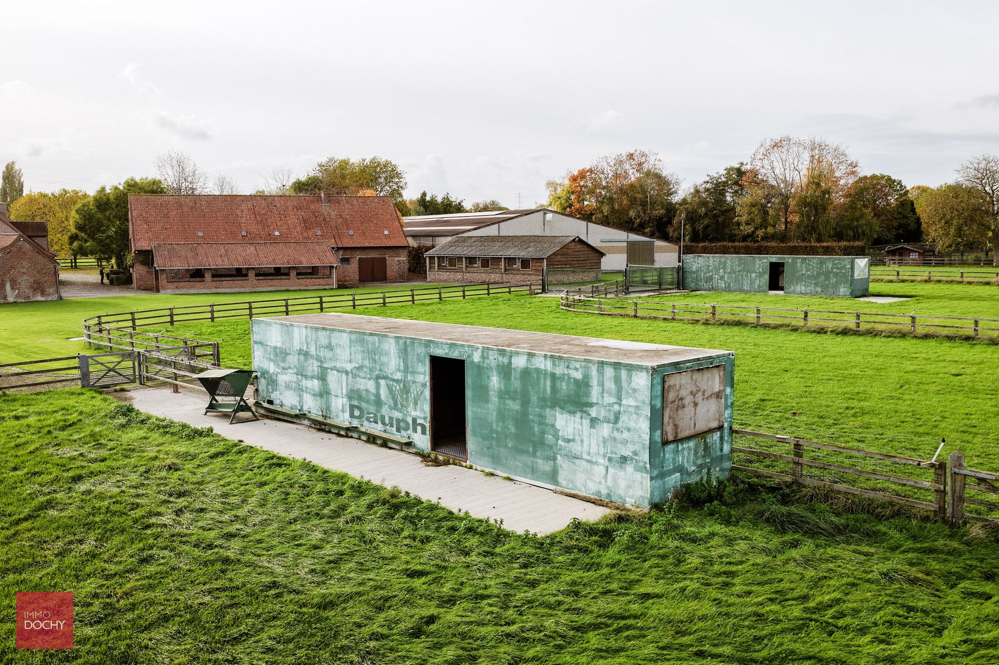 Vierkantshoeve met paardenaccommodatie op ca. 5,3ha foto 9