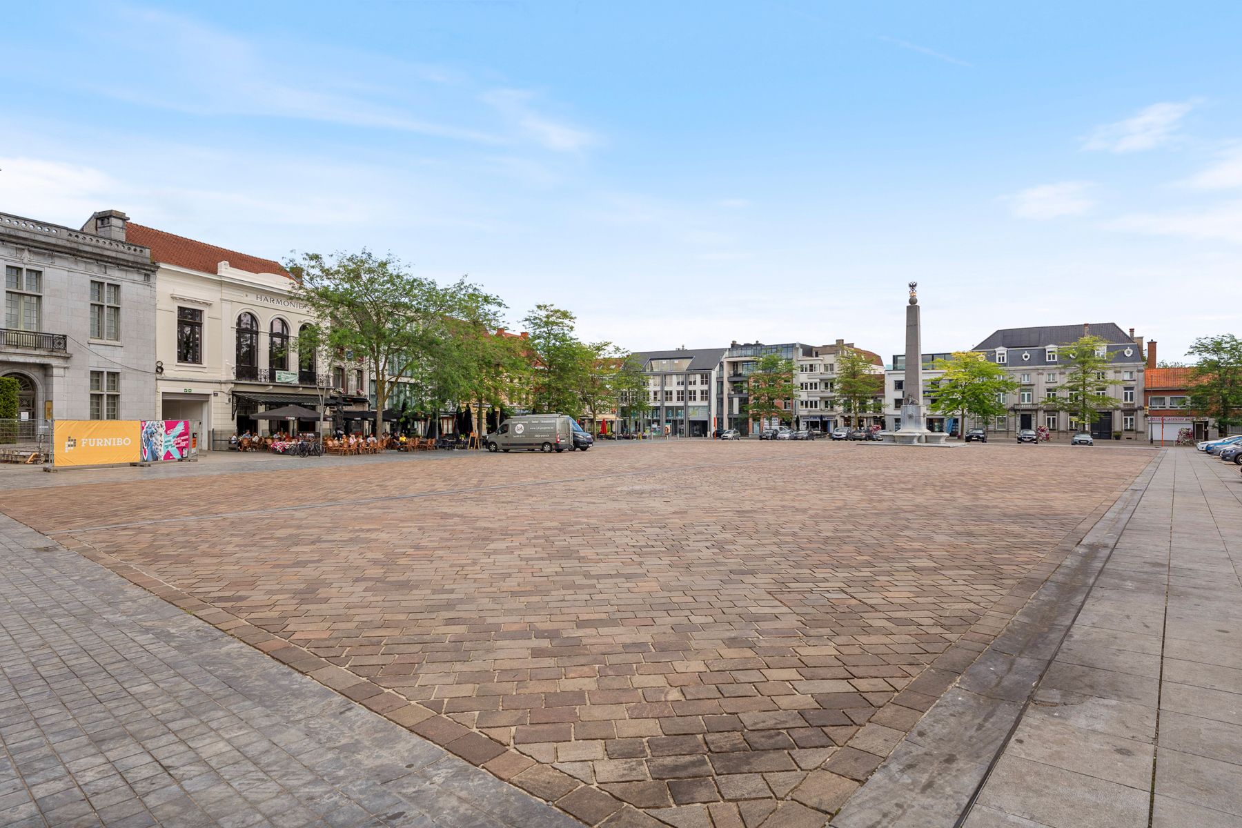 Uniek handelszaak met woonst, tuin en garage in hartje Ronse foto 24