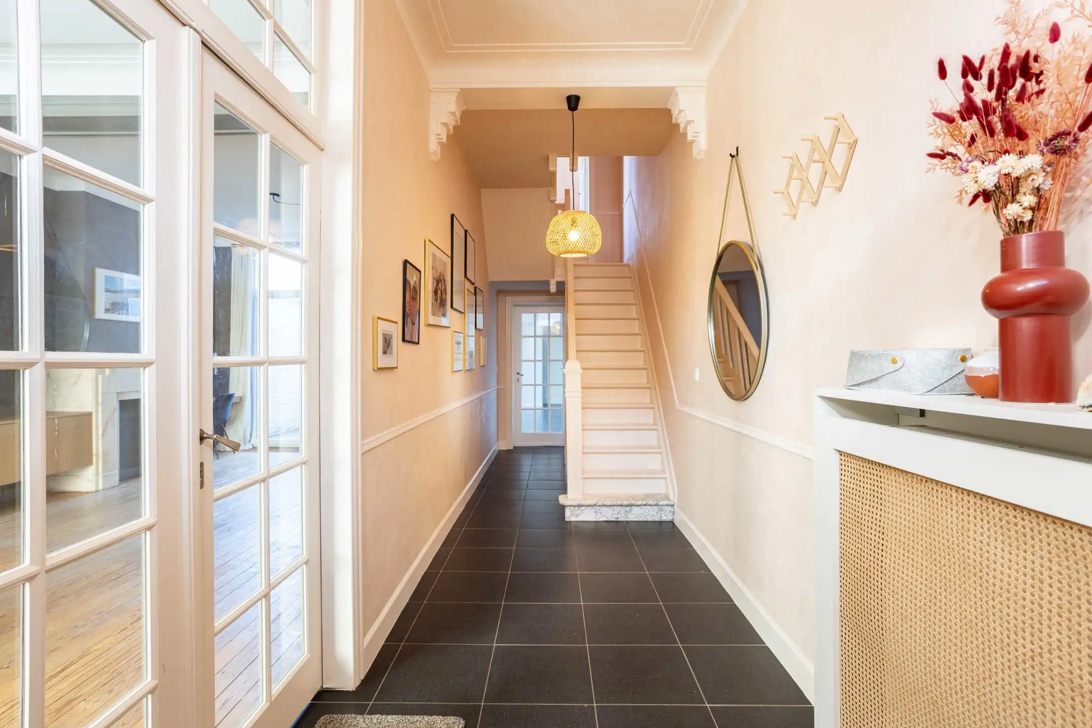 Stijlvolle art-deco herenwoning in een gegeerde straat  foto 3