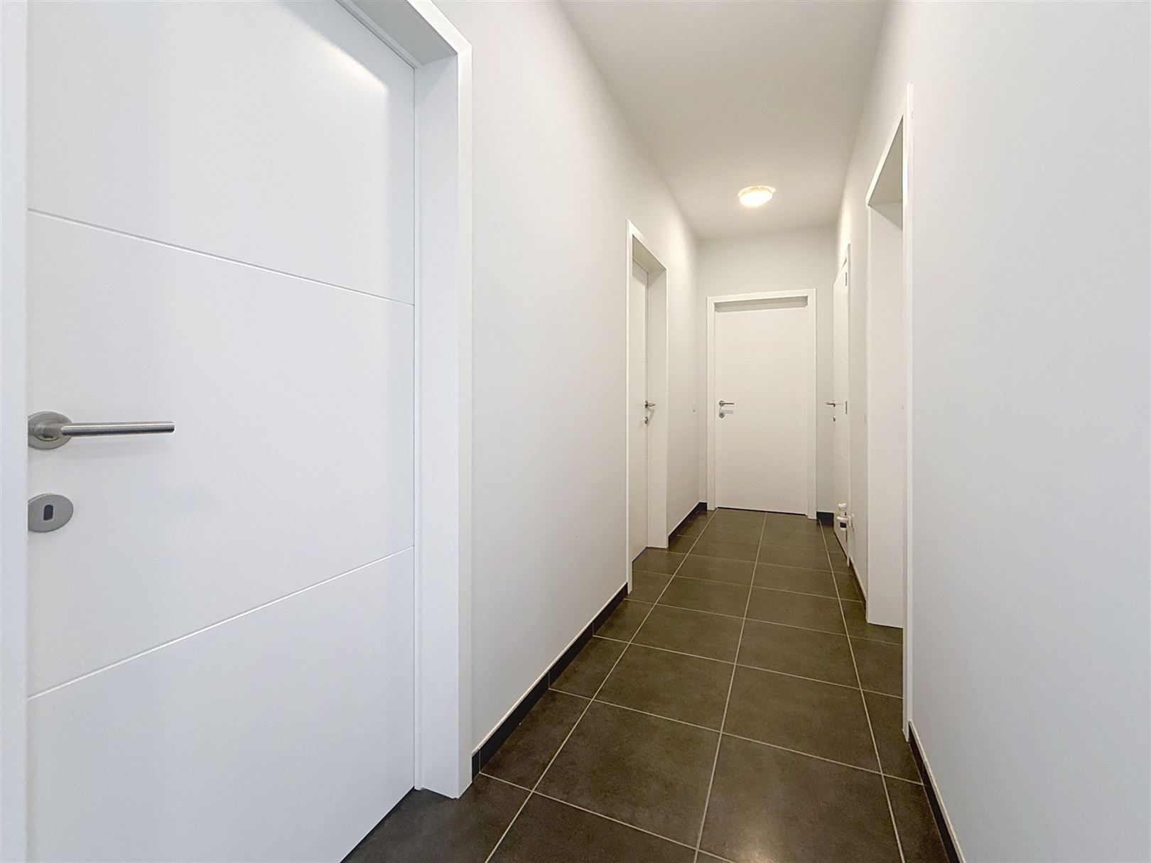 Mooi app, 3 slpks, terras, kelder en parking foto 19