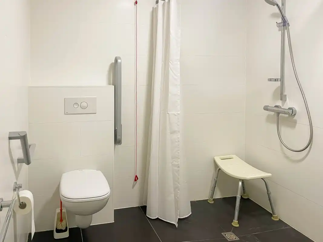 service flat met 1 slaapkamer en tuin + mogelijkheid tot parkeerplaats foto 8