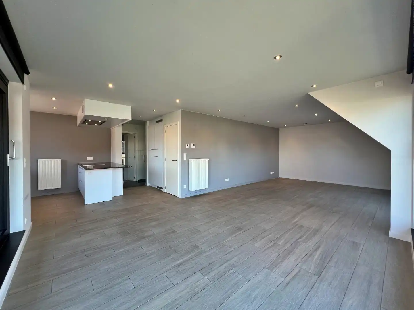 🏠 Te huur – Duplex appartement in het hart van Sleidinge foto 4