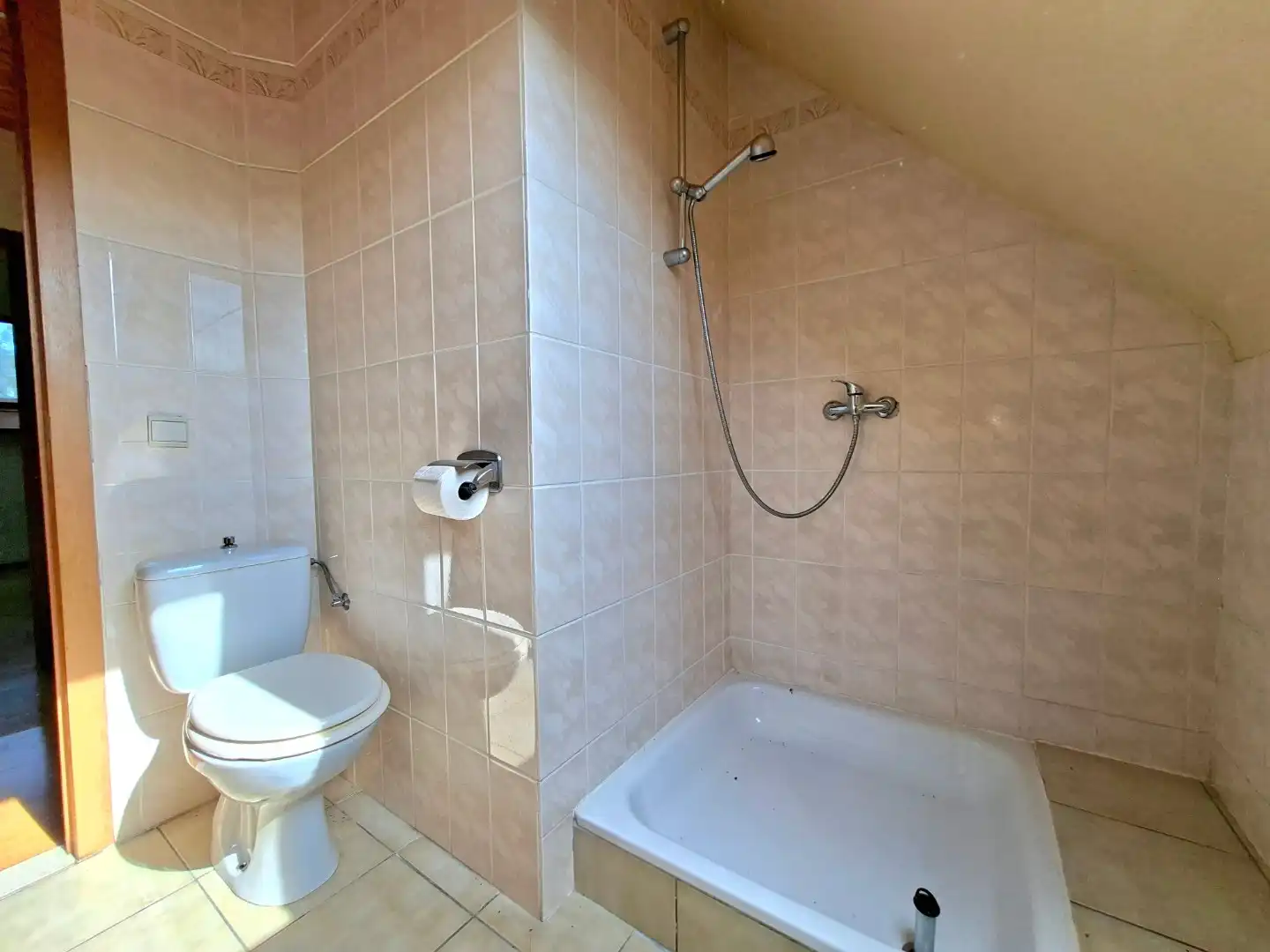Halfopen woning foto 11