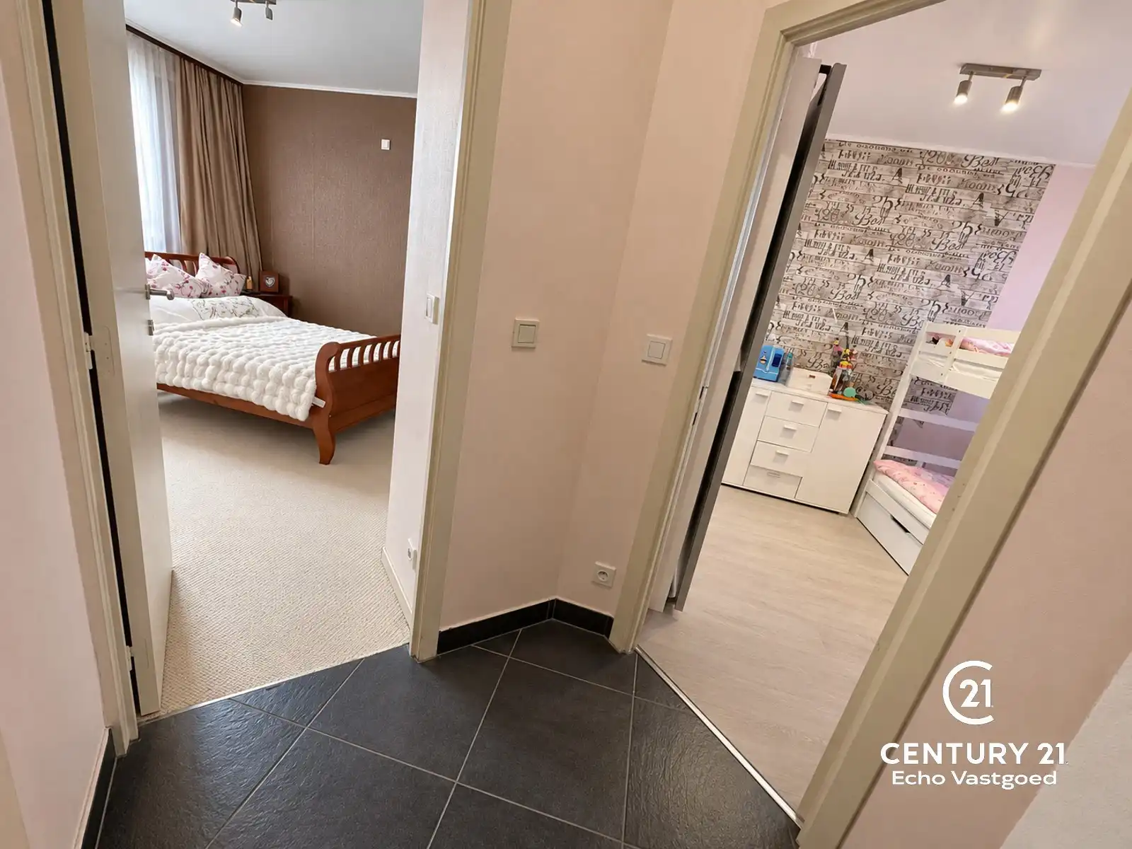 Fraai 3 slaapkamer appartement vlakbij de "Grote Markt" foto 11
