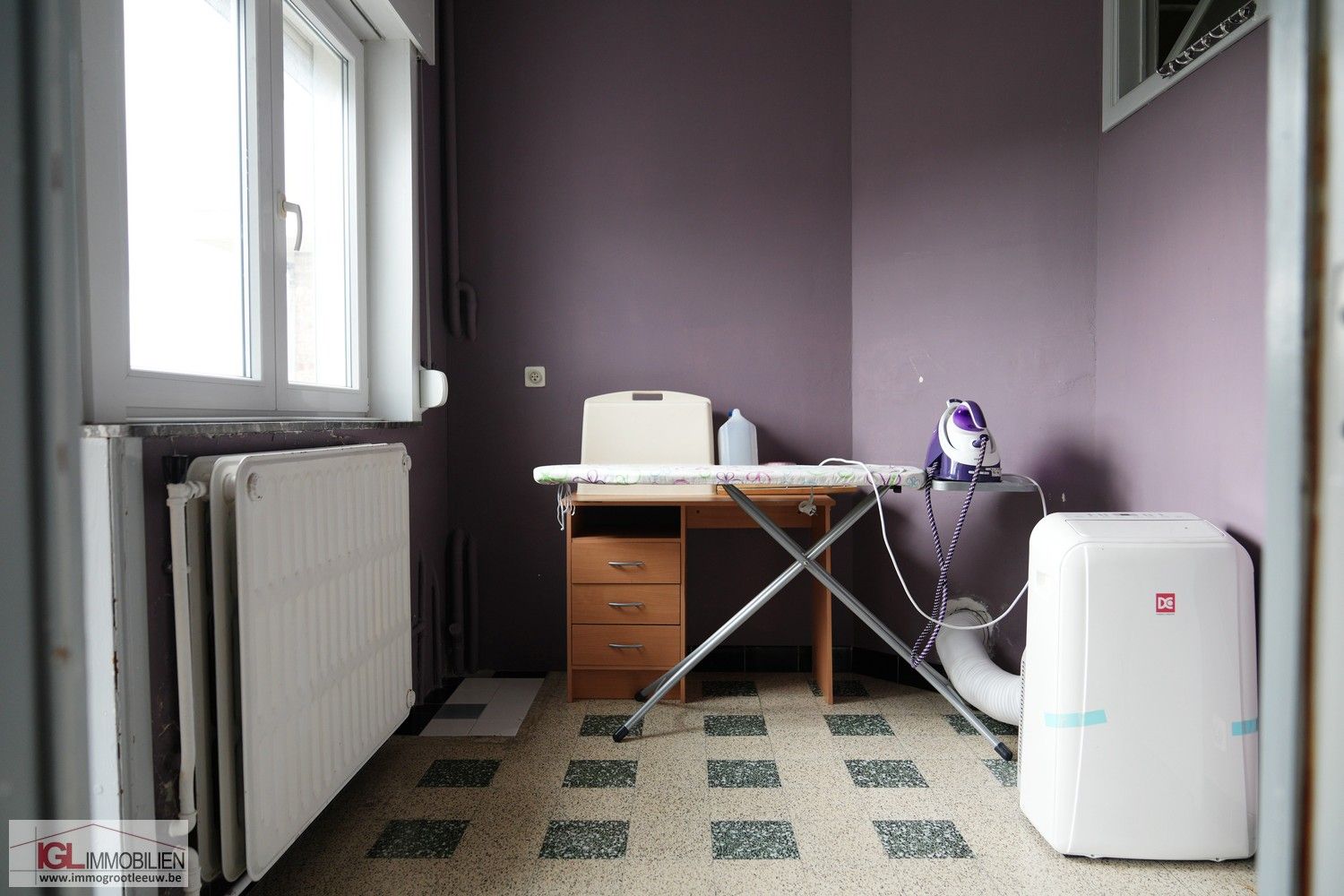 Op te frissen rijwoning met 3 slaapkamers en garage foto 19