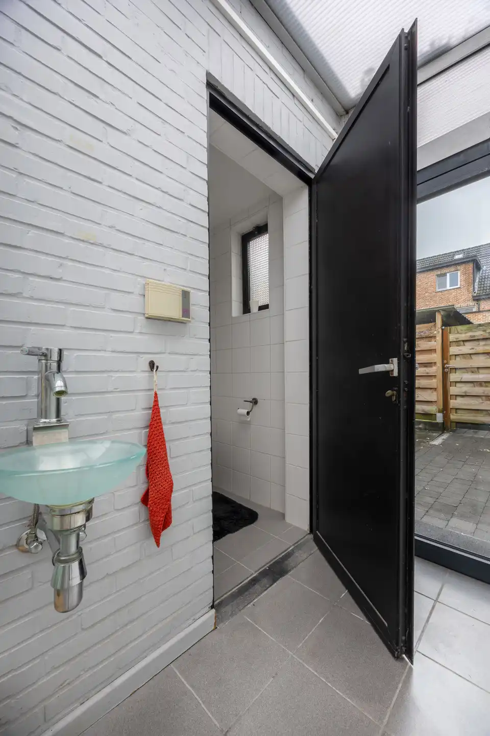 Handelsgelijkvloers met veel potentieel in Sint-Antonius foto 13