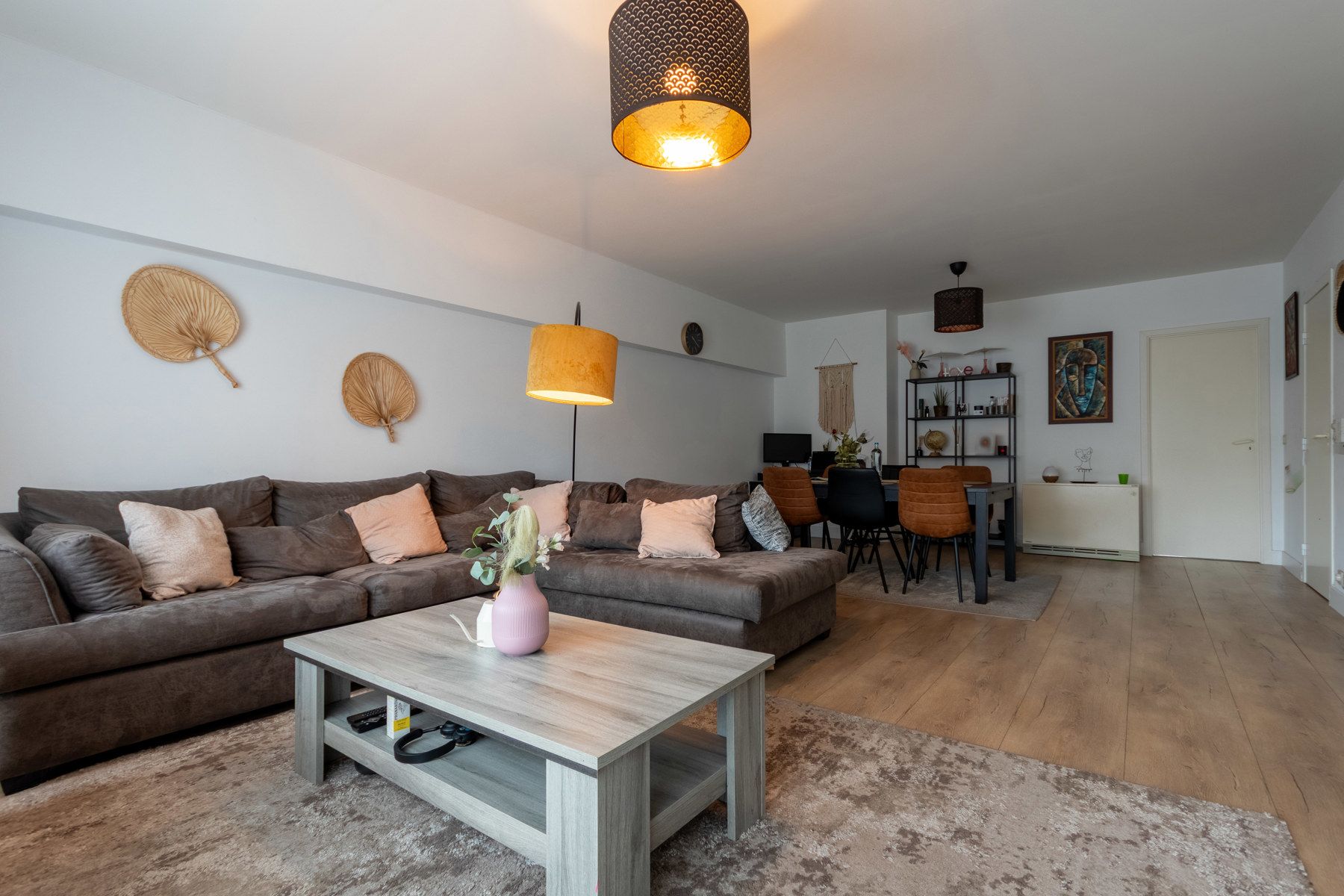 Goed onderhouden appartement met 3 slaapkamers en garage foto 3