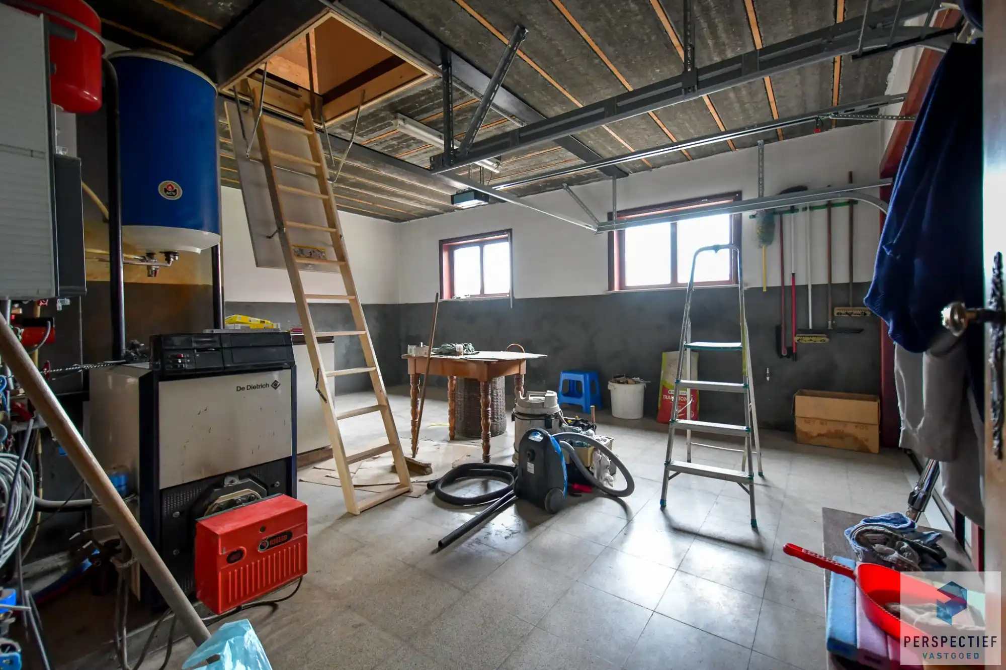 Ruime charmante villa met 4 GROTE slaapkamers, garage,&nbsp;&nbsp;tuin en bijhuis in rustige en landelijk omgeving. foto 8
