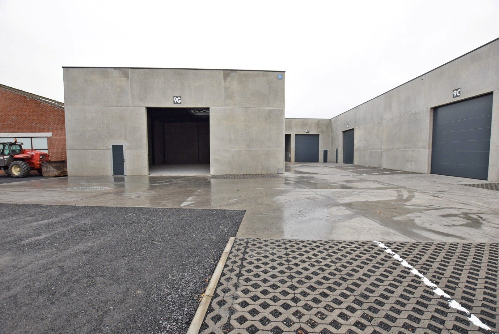 Geïsoleerde nieuwbouwloods 9G (loods 2) (290m²) te huur op een industrie- ambachtzone te Vleteren foto 8