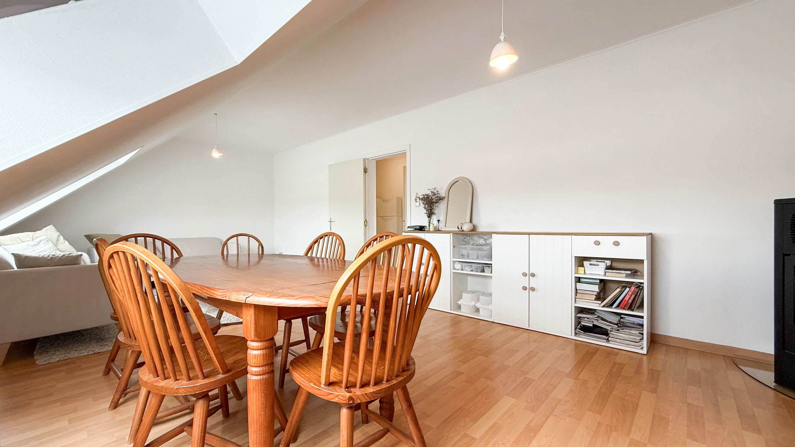 Instapklare appartement met praktische indeling in Zonhoven! foto 3