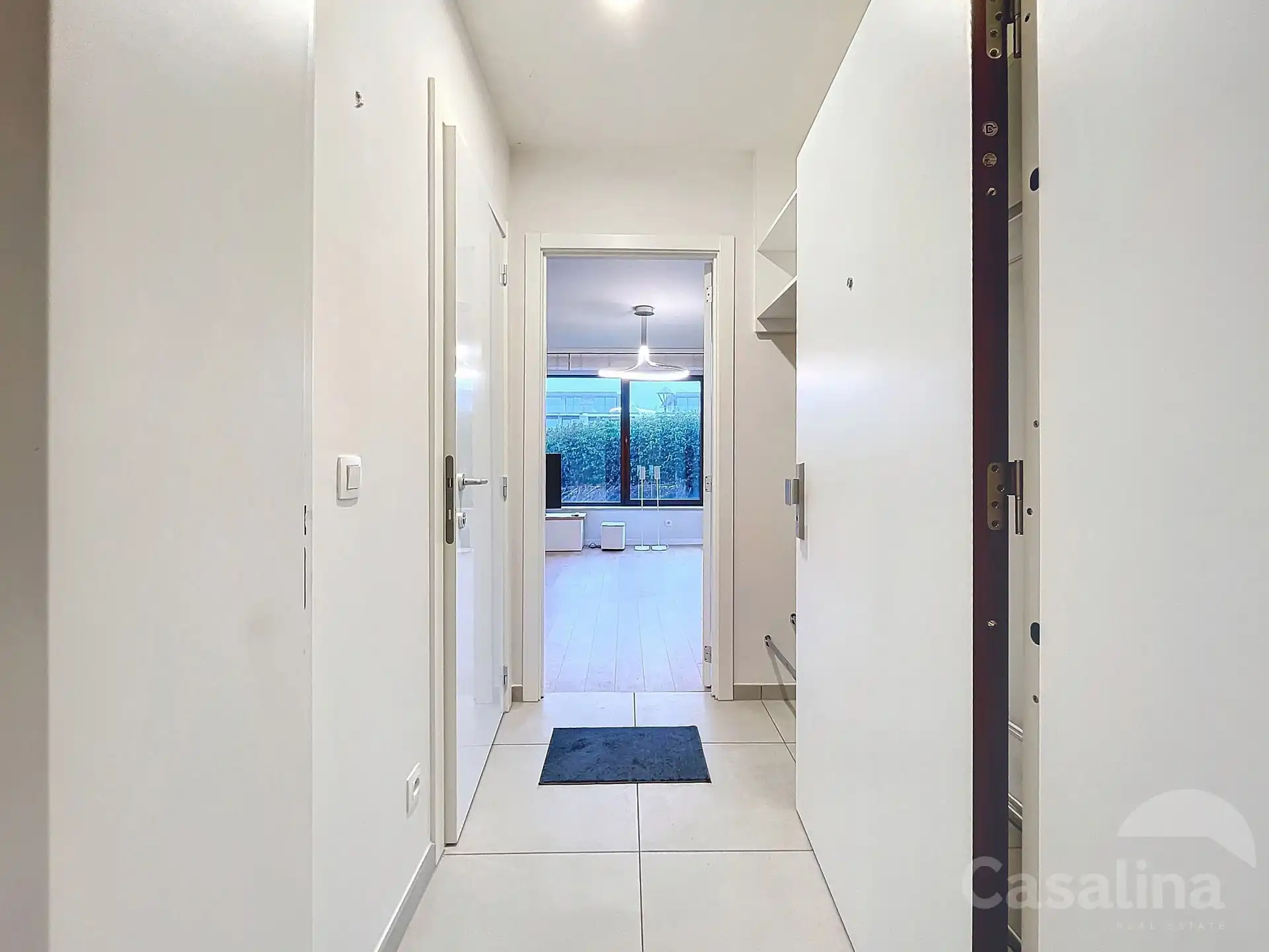 Twee slaapkamer appartement op gelijksvloers met ruim terras foto 5