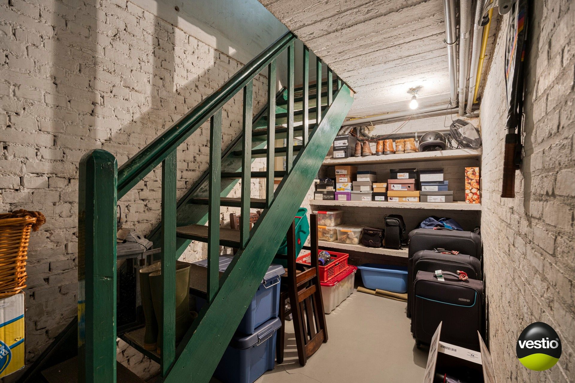 Instapklare herenwoning met garage en knappe stadstuin op topligging in Hasselt. foto 26