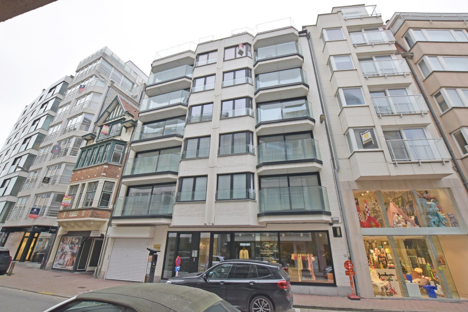 ()=>{if(producerUpdateValueVersion(node),producerAccessed(node),node.value===ERRORED)throw node.error;return node.value} Antoine Bréartstraat 10 -/2B - 8300 Knokke-Heist