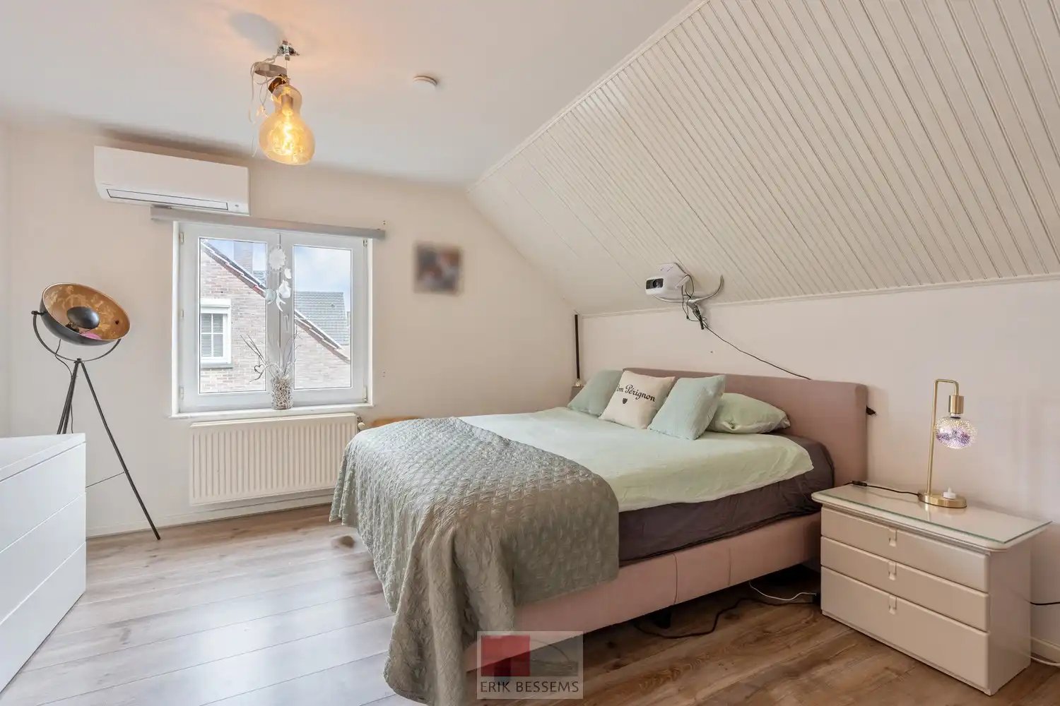 Vrijstaande woning met luxe buitenbeleving en topligging nabij Maastricht foto 28