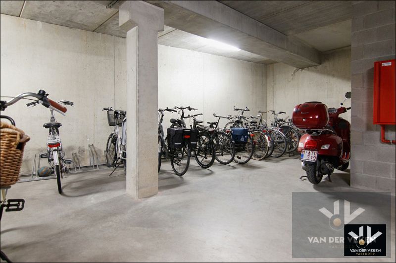 MOOI AFGEWERKT 2SLPK APPARTEMENT AAN QUARTIER BLEU foto 23