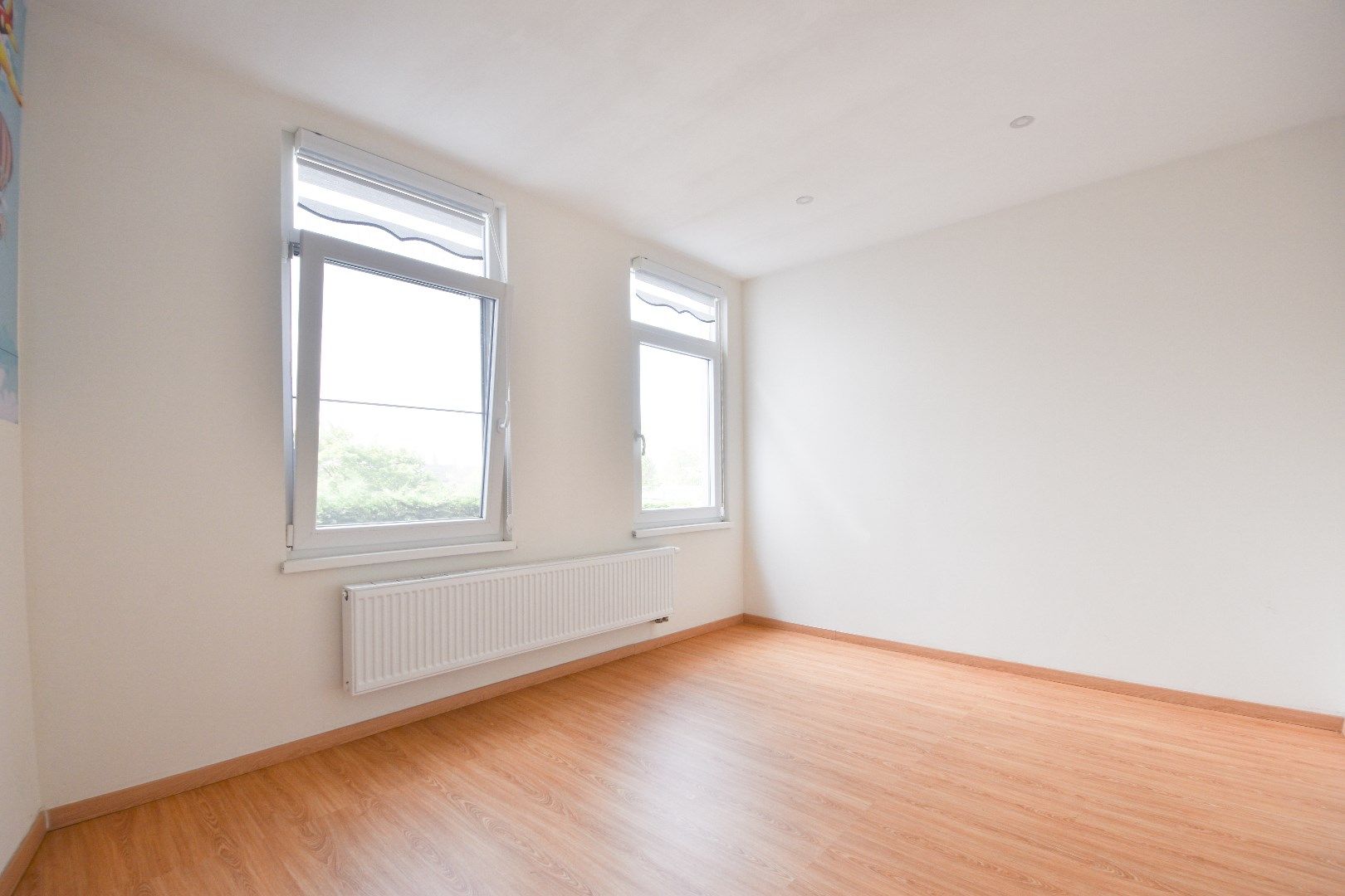 Bemeubelde woning op een toplocatie in Temse foto 8