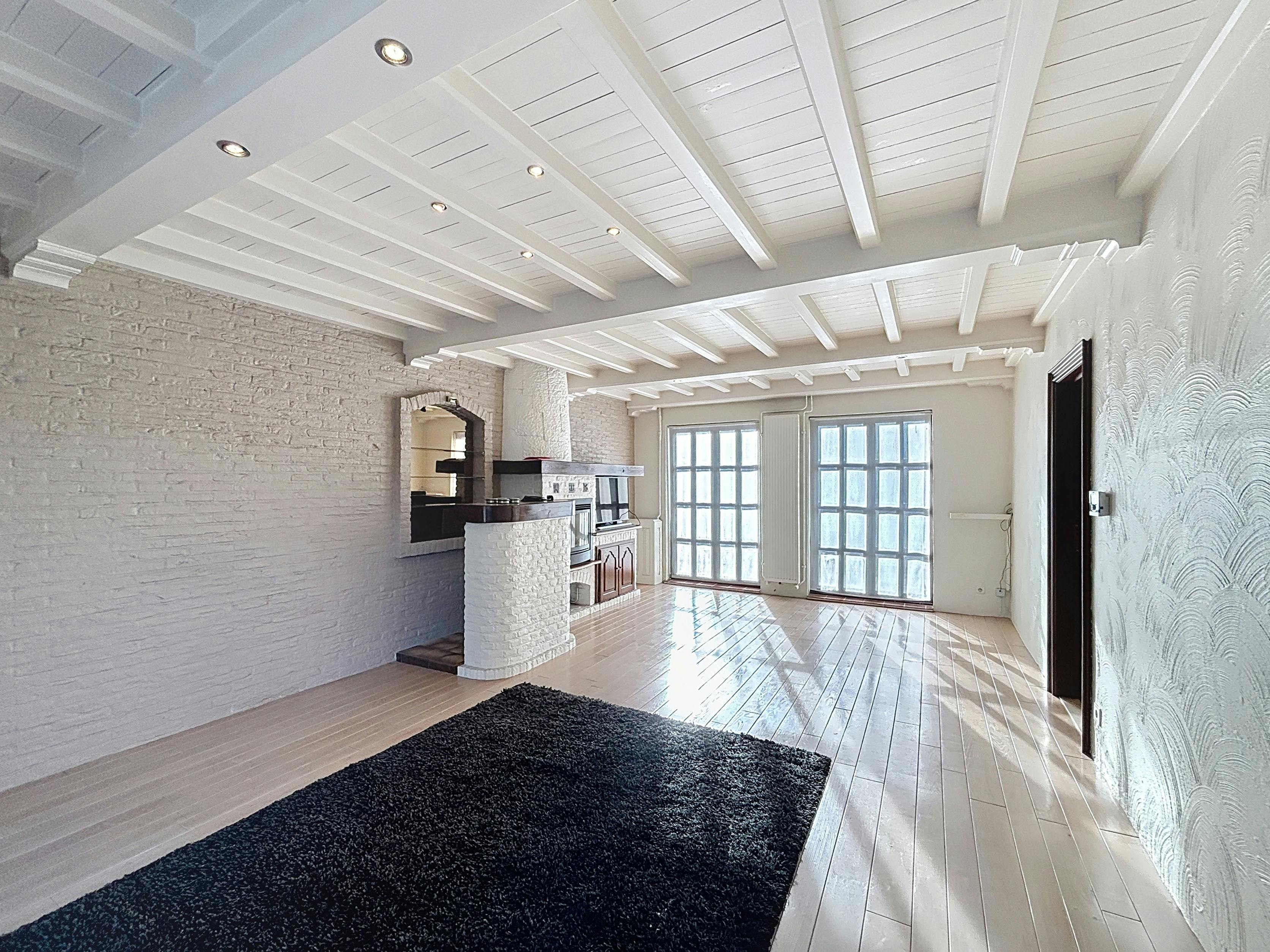 Huis met 2-3 slaapkamers, garage en loods in Assebroek  foto 10