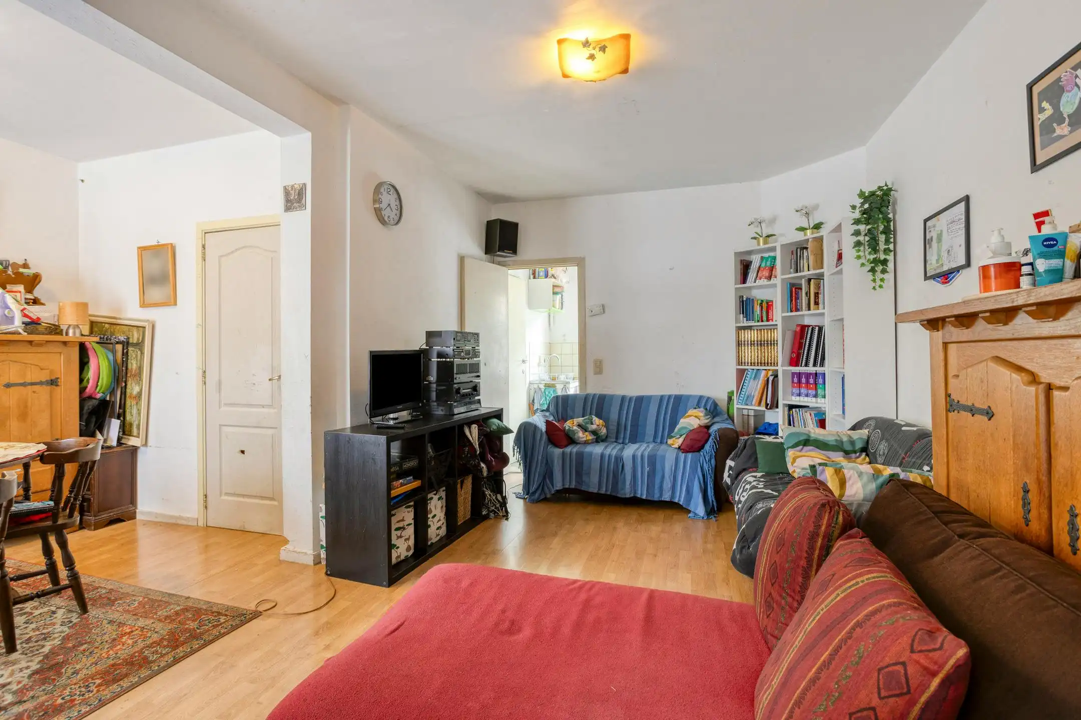 Ruime woning met 5 kamers, garage en tuin te Koningslo foto 13
