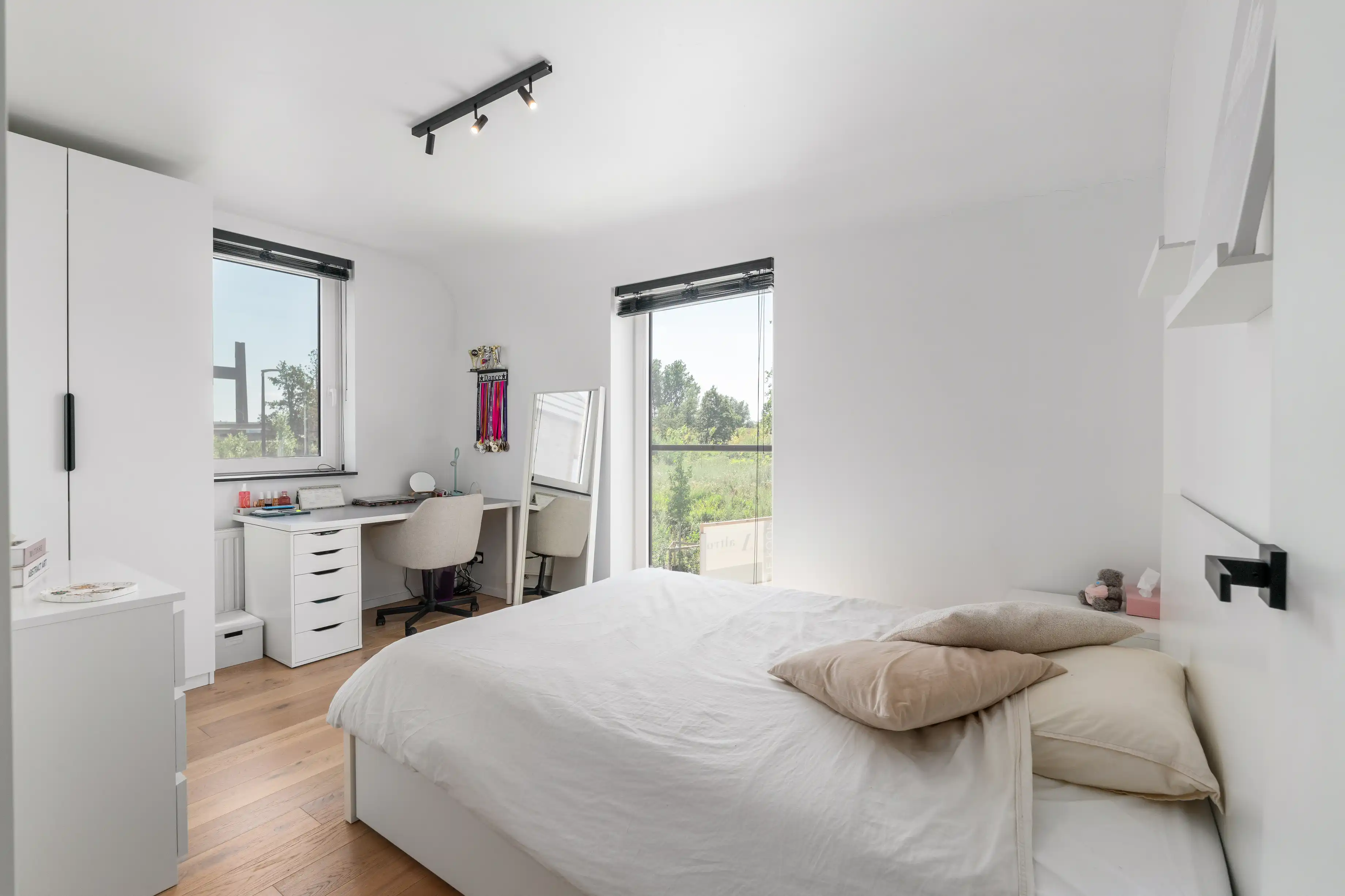 Instapklare 3-gevelwoning met luxe afwerking foto 24