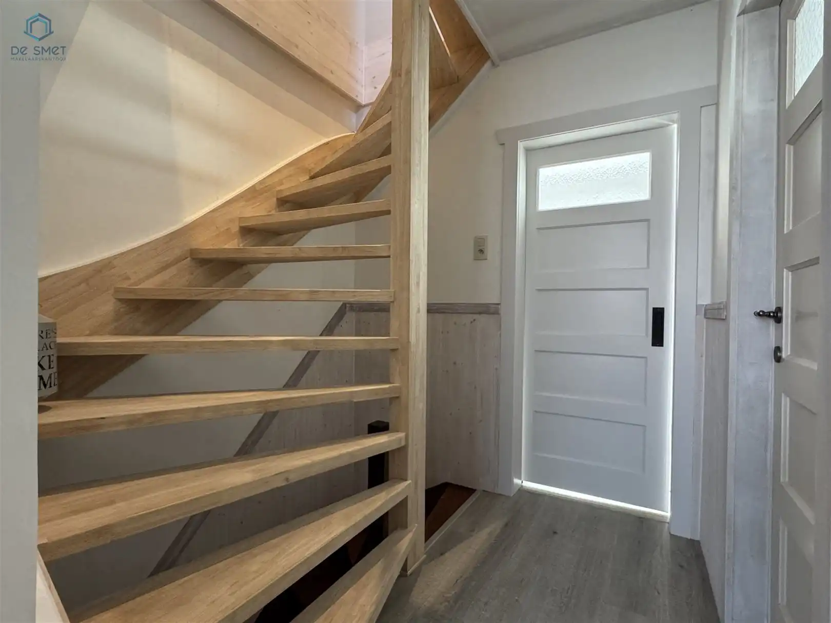 Instapklare woning met 3 slaapkamers, tuin en garage nabij centrum Zottegem foto 11