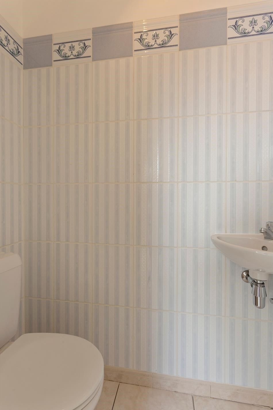 Aangenaam en luchtig appartement met 1 slaapkamer, terras & autostandplaats in ondergrondse garage in hartje Hoeselt foto 15