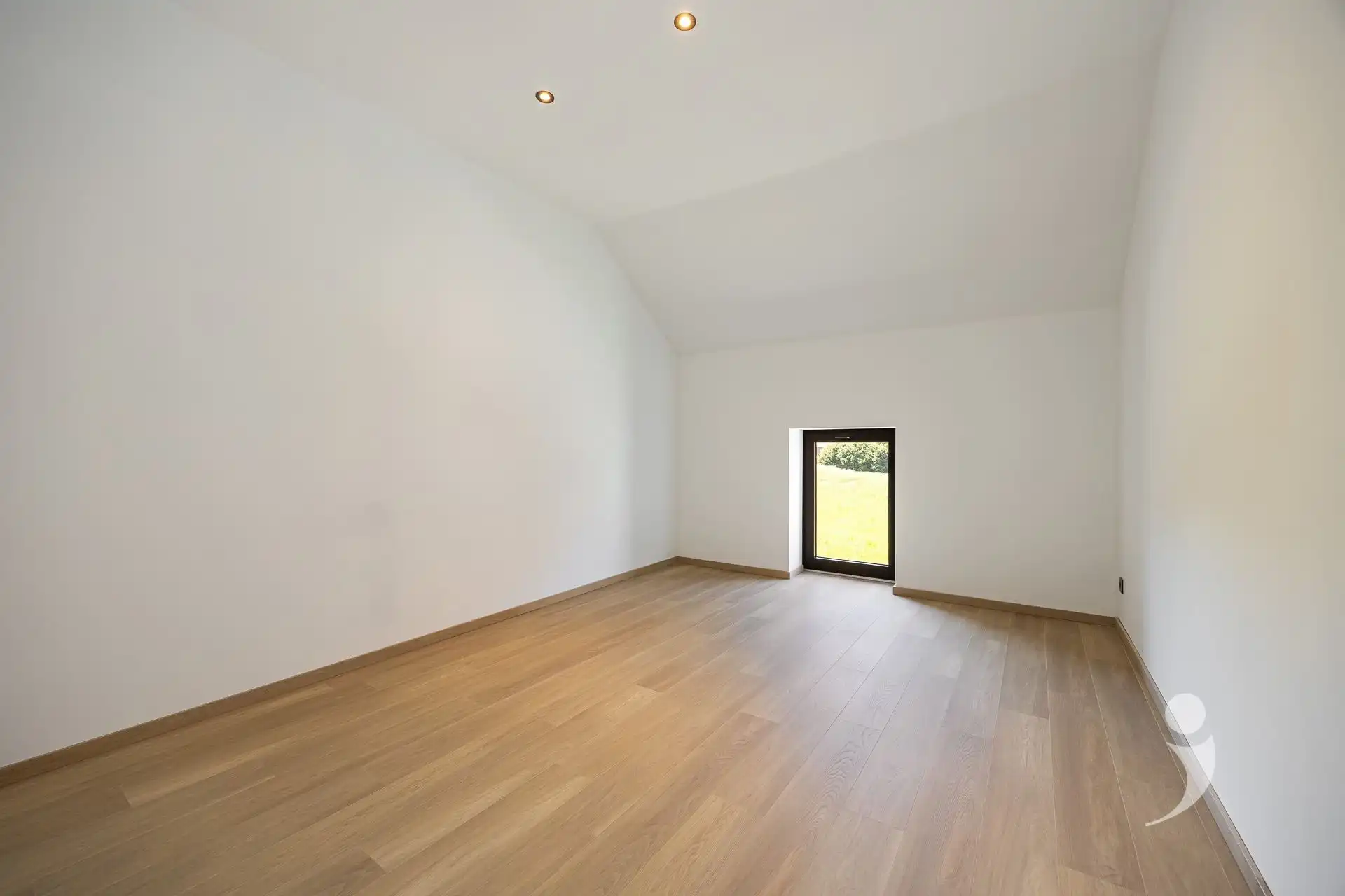 Volledig gerenoveerde hoeve met loods én verkavelingsmogelijkheid foto 18