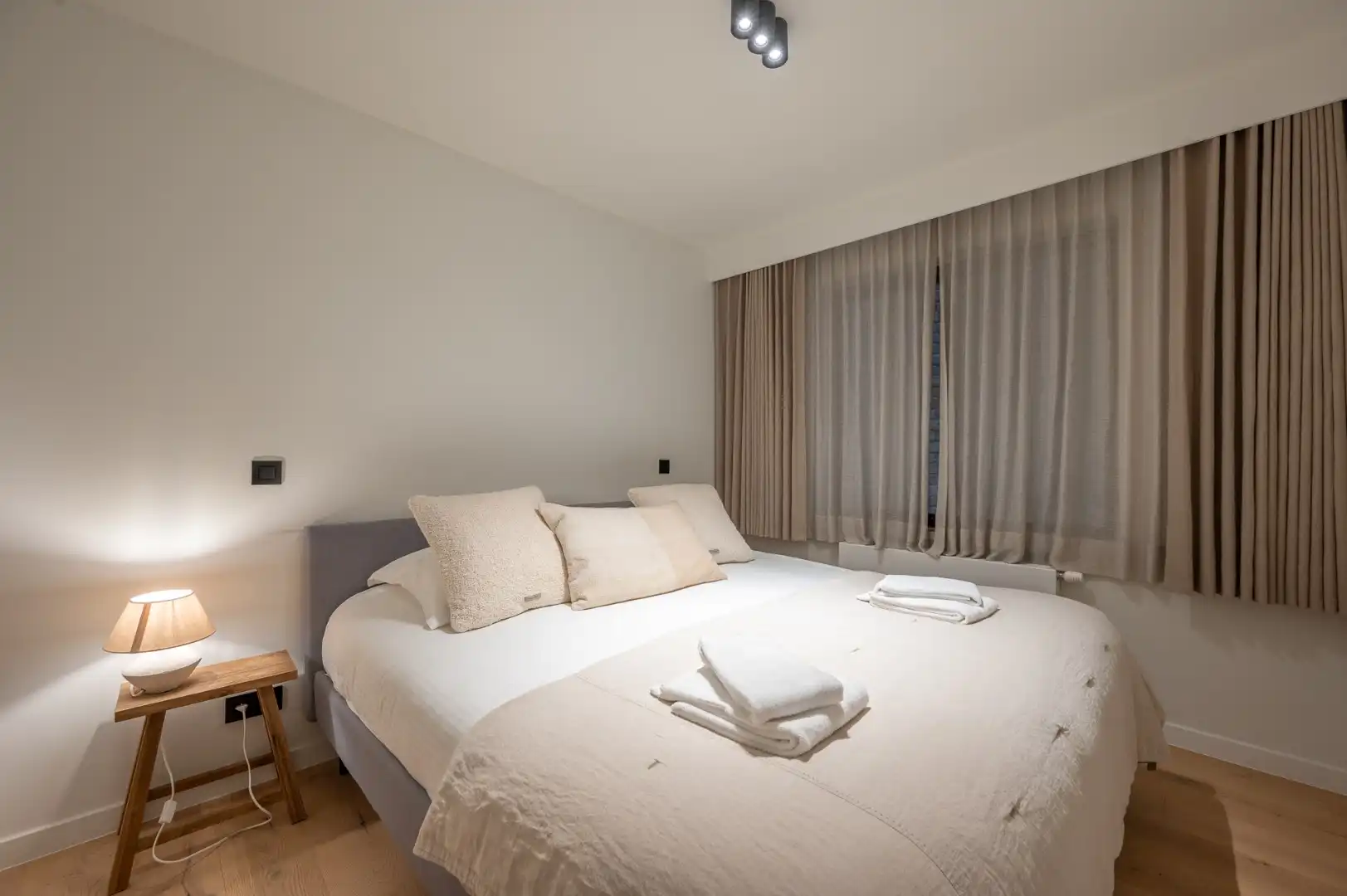 Gerenoveerd appartement op topligging aan de Lippenslaan foto 12