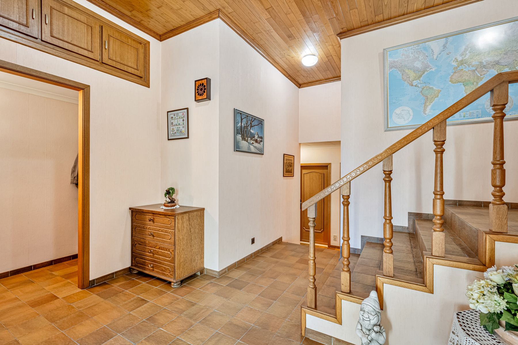 VILLA MET 4 SLPK EN CENTRALE LANDELIJKE LIGGING  foto 17