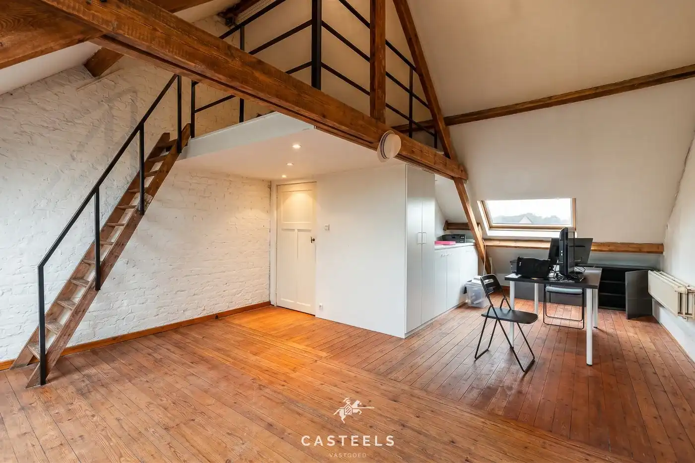 Centraal gelegen rijwoning met tuin in Sint-Denijs-Westrem foto 28