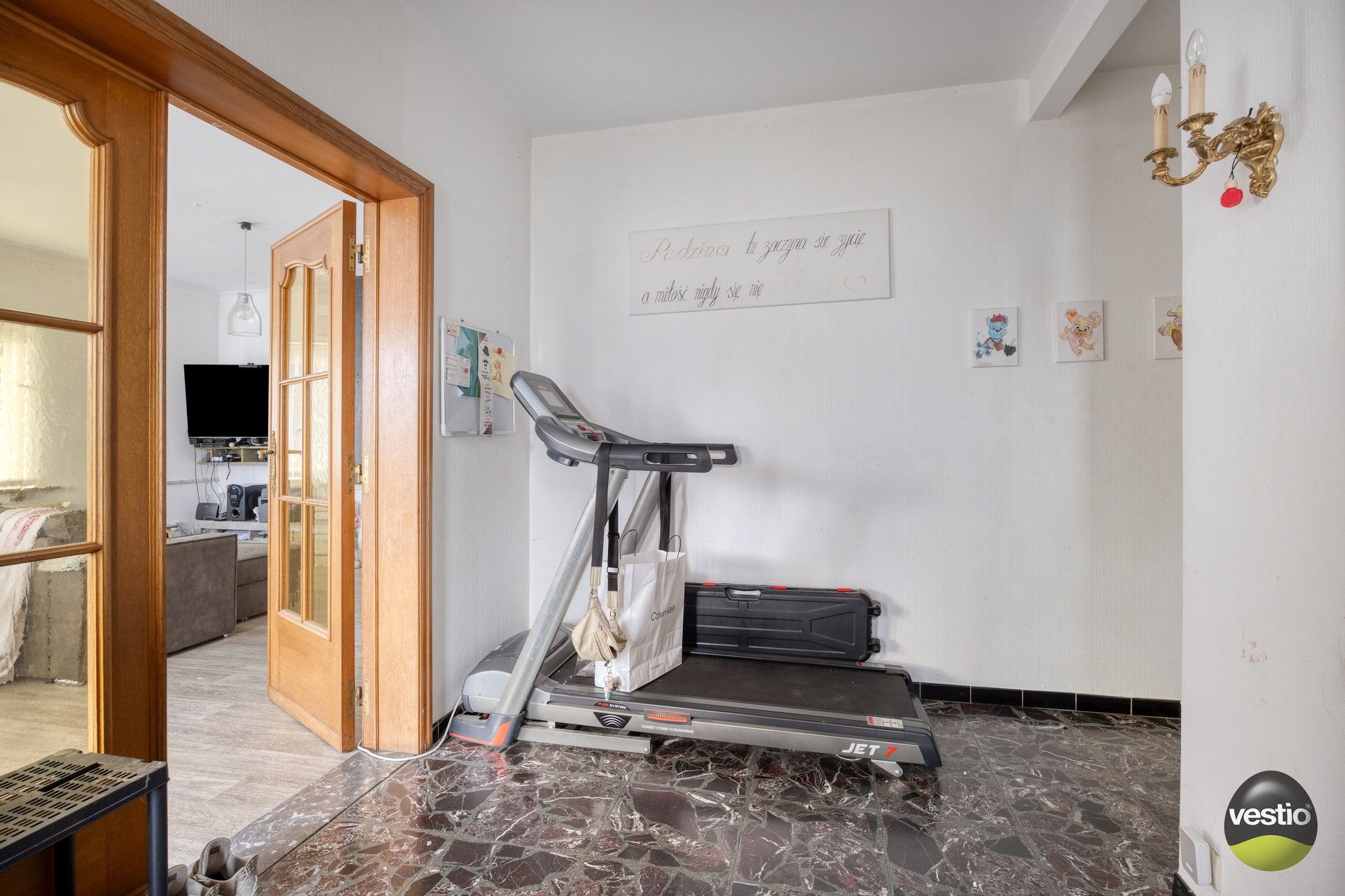 OP TE FRISSEN OB IN HET LANDELIJKE GROTE SPOUWEN foto 4