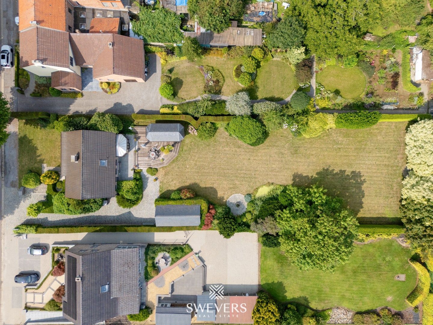 Ruime woning ( 345 m2 ) met 4 SLPK op prachtig perceel van 21a50ca foto 33