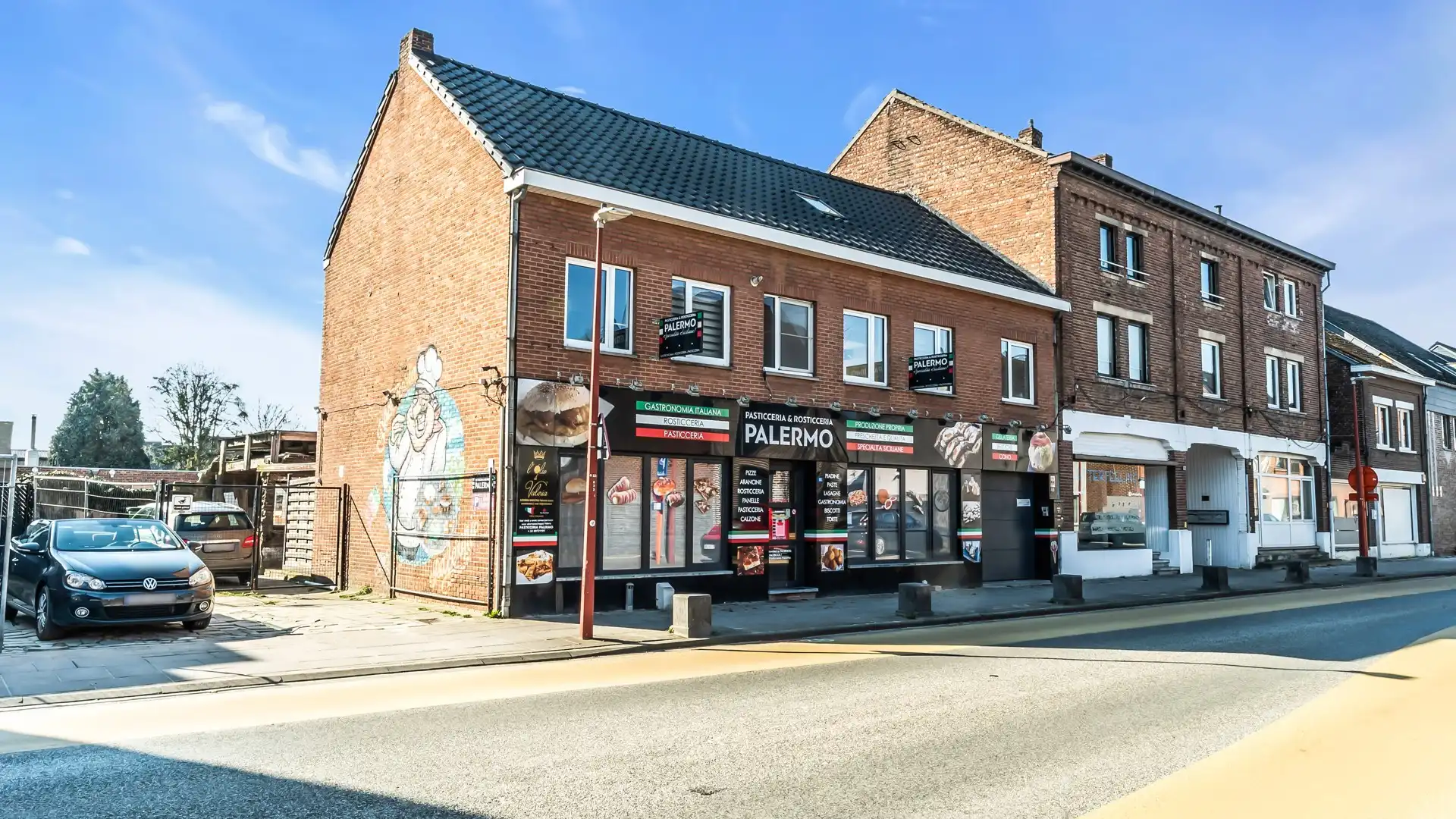 Wonen boven je zaak? Ontdek deze instapklare opportuniteit in het hart van Maasmechelen foto {{pictureIndex}}