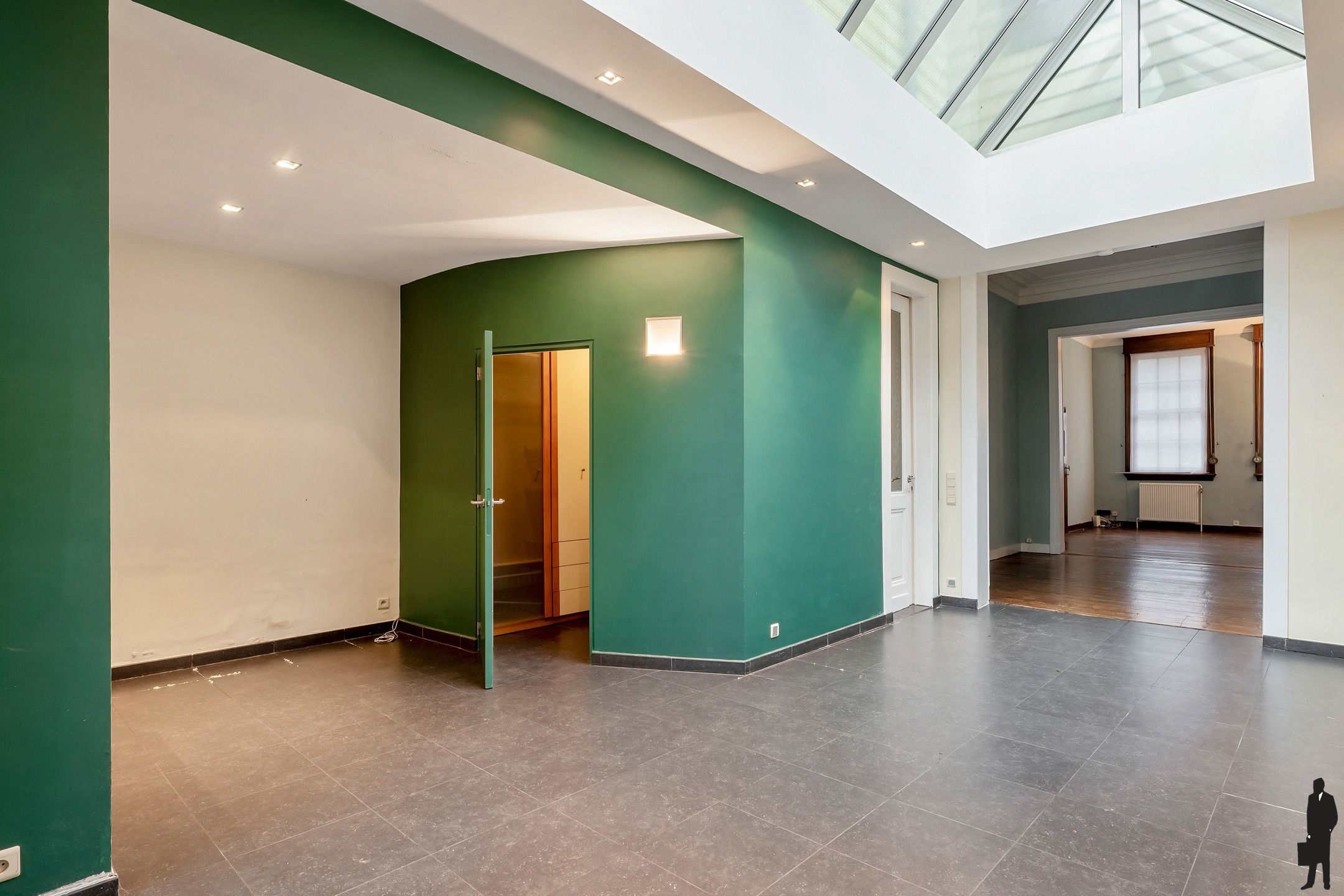 Unieke herenwoning met 4 slk en tuin op een top ligging te Lier. foto 14