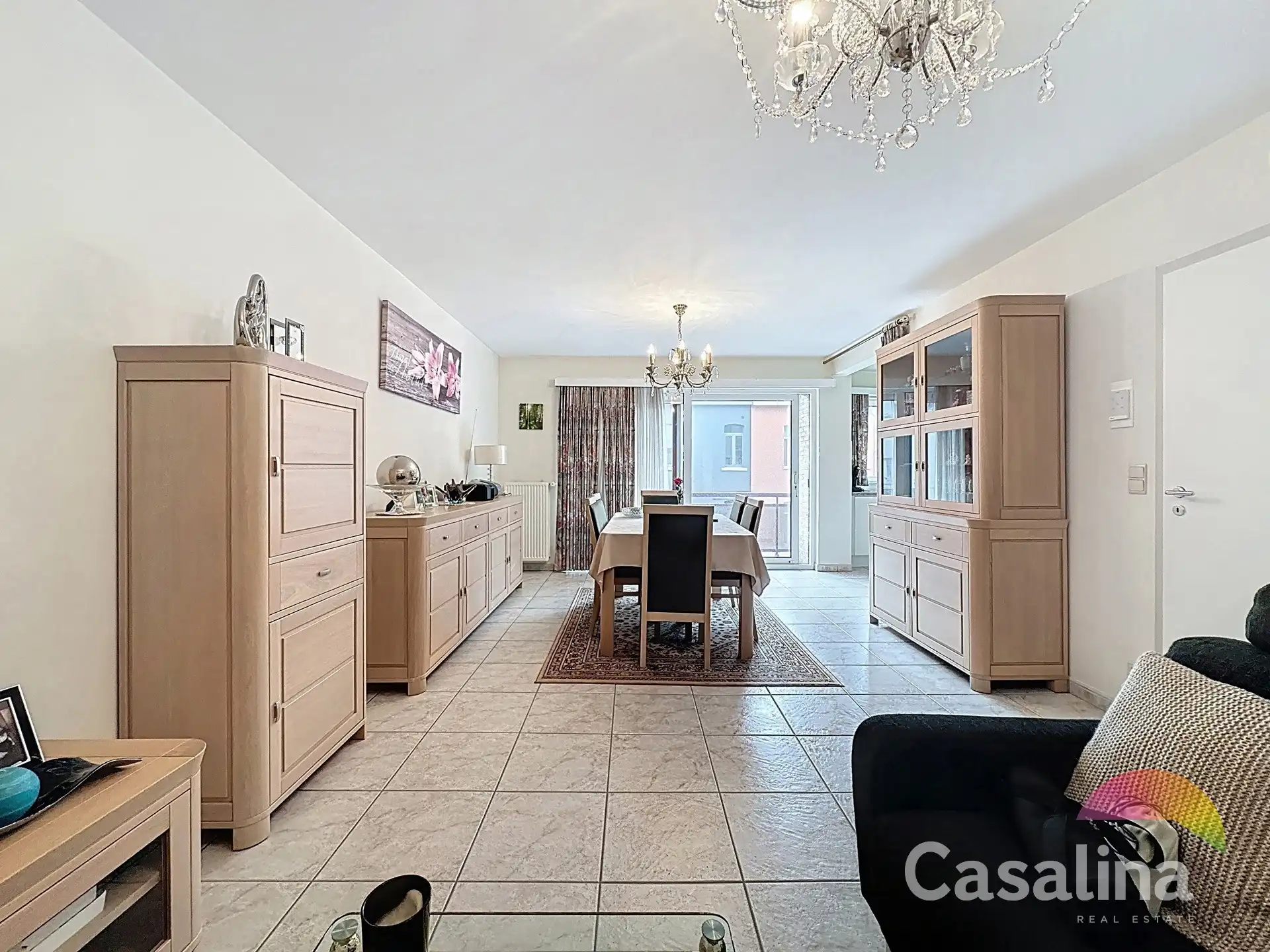 Gemengd gebouw bestaande uit 2 handelsruimtes en 4 woonunits foto 11