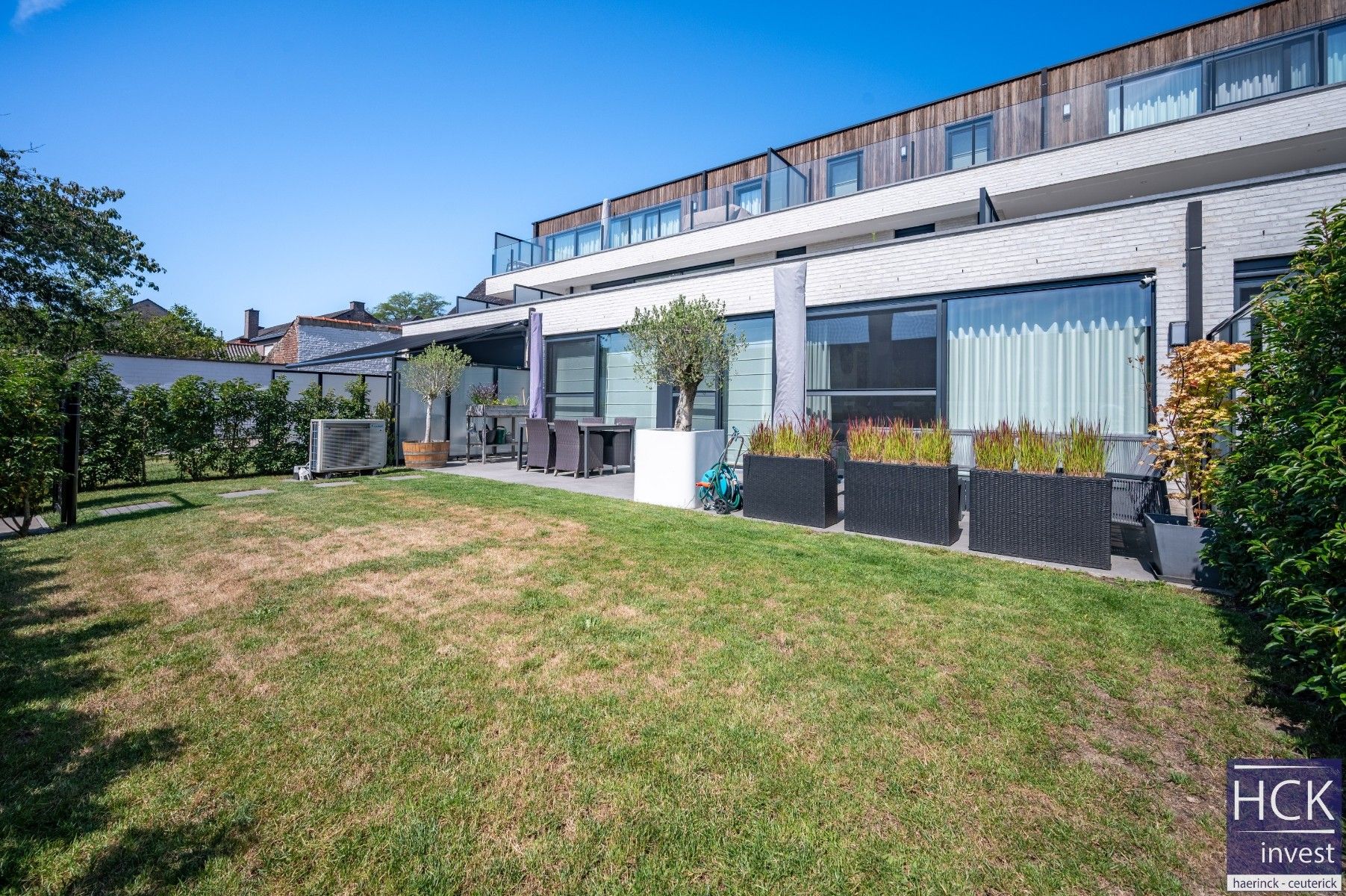 KRUISHOUTEM - BEN-app. met ruim terras en privé tuin, pal in het centrum! foto 3