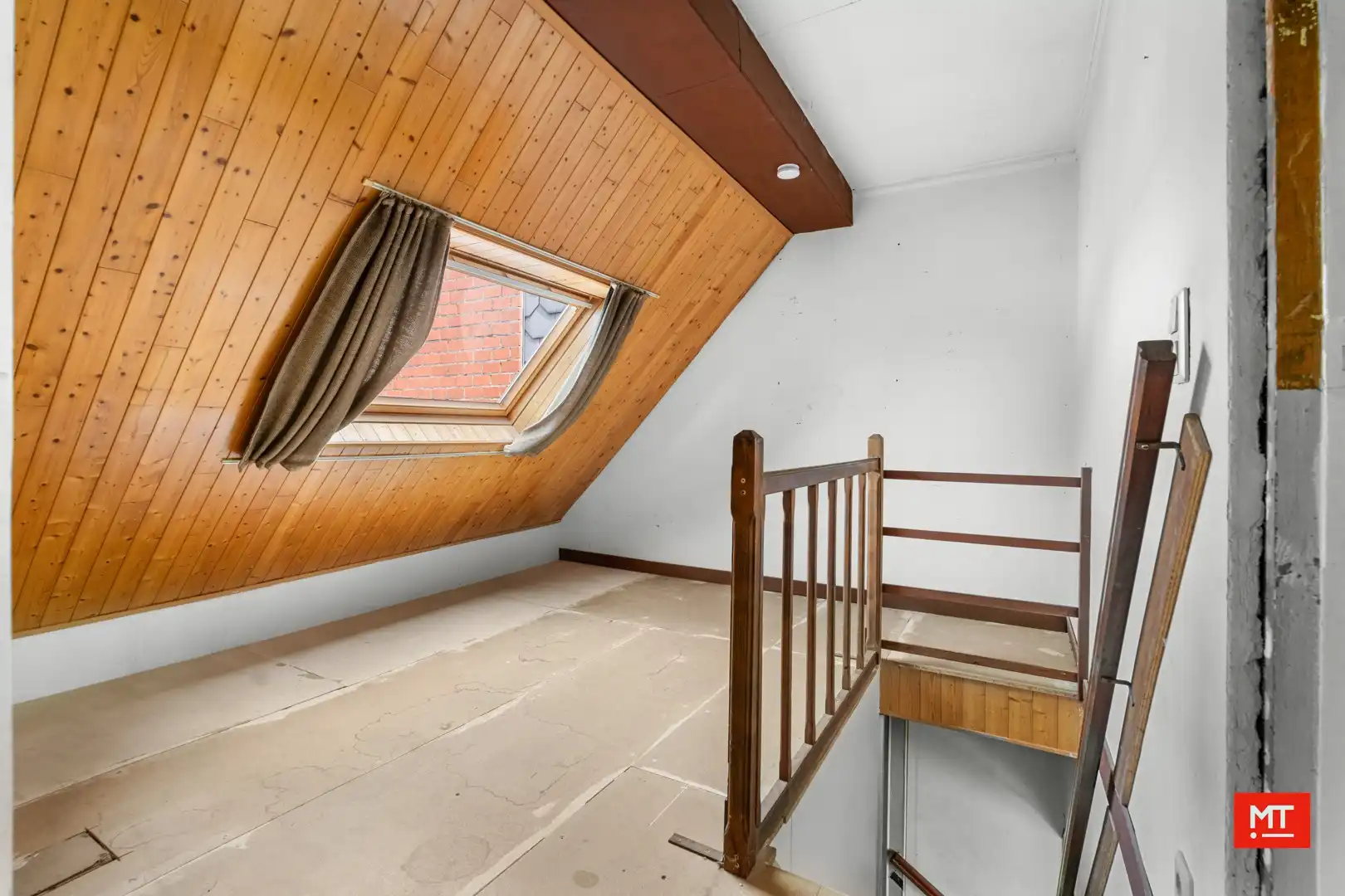 Te renoveren halfopen woning met 3 slaapkamers, Westgerichte tuin en garage op een rustige locatie in Beselare foto 10