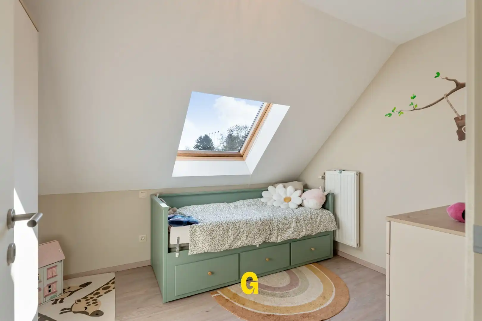 Hedendaagse woning in halfopen bebouwing met 3 slaapkamers, inpandige garage en tuin op 7a 48ca - EPC label A foto 16