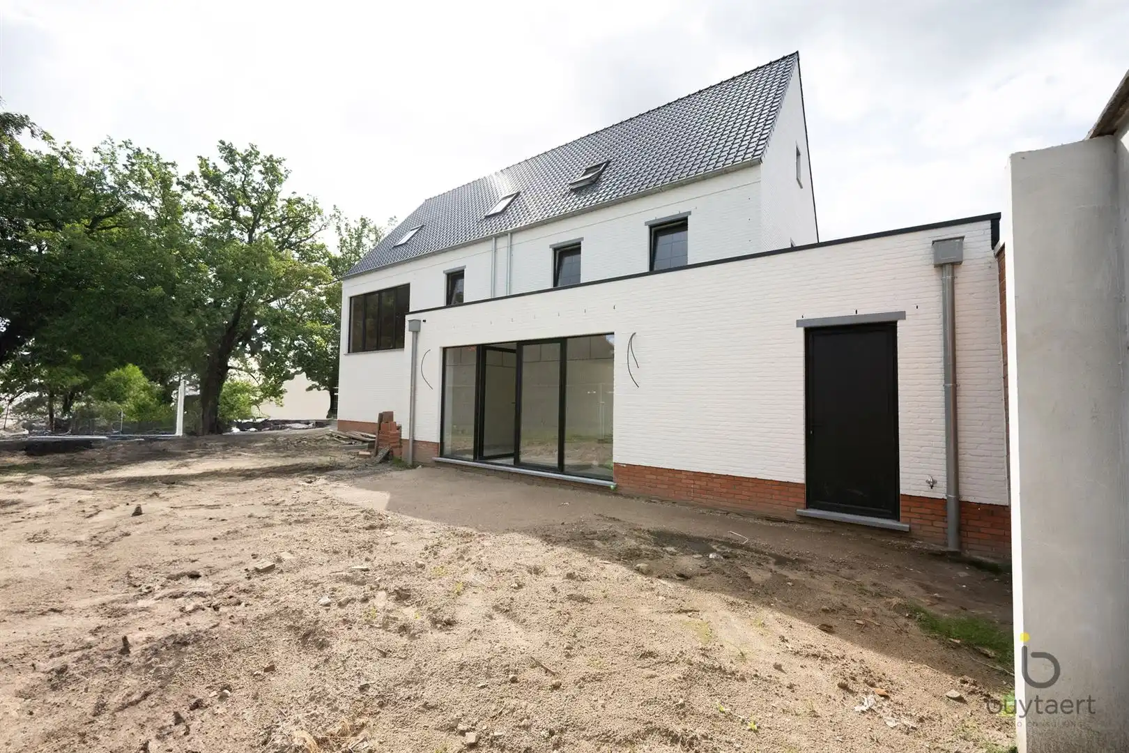 Karaktervolle nieuwbouw BEN half open bebouwing, centraal gelegen nabij het mooie dorpje oud Schilde! foto 9