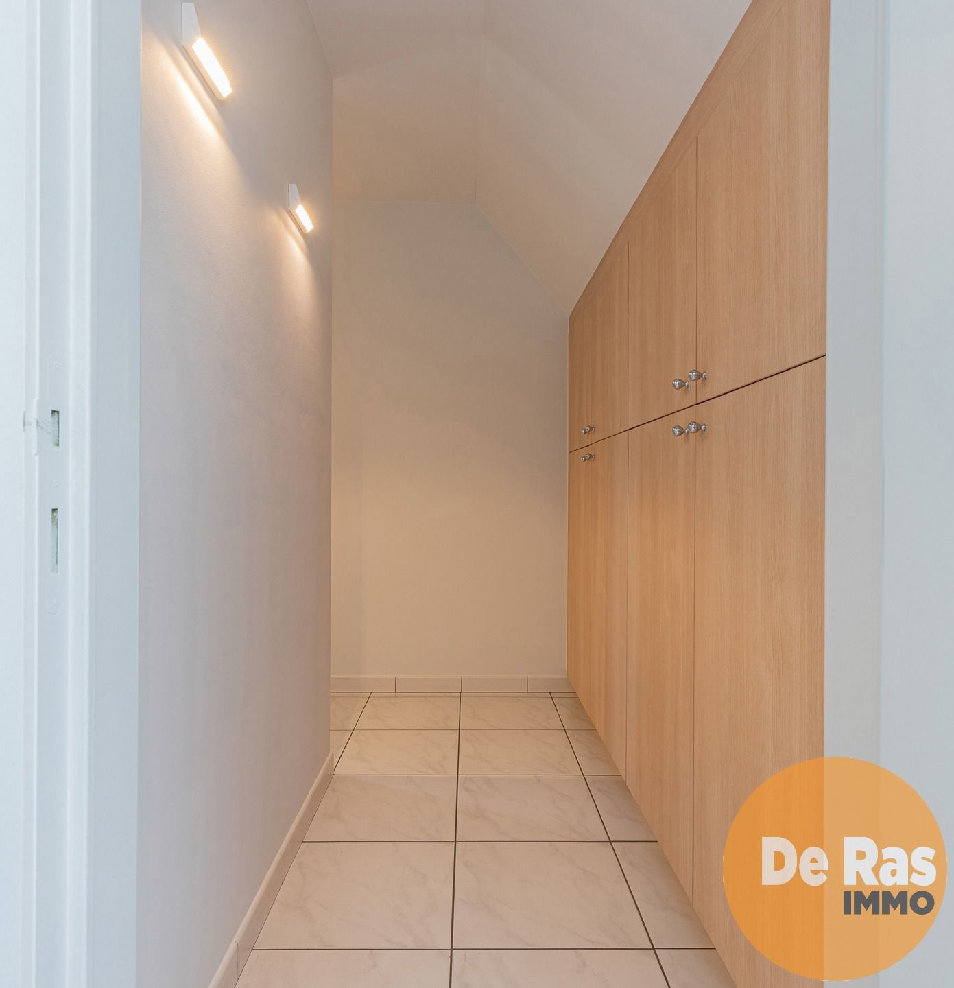 Schitterend dakappartement met terras en staanplaats foto 14