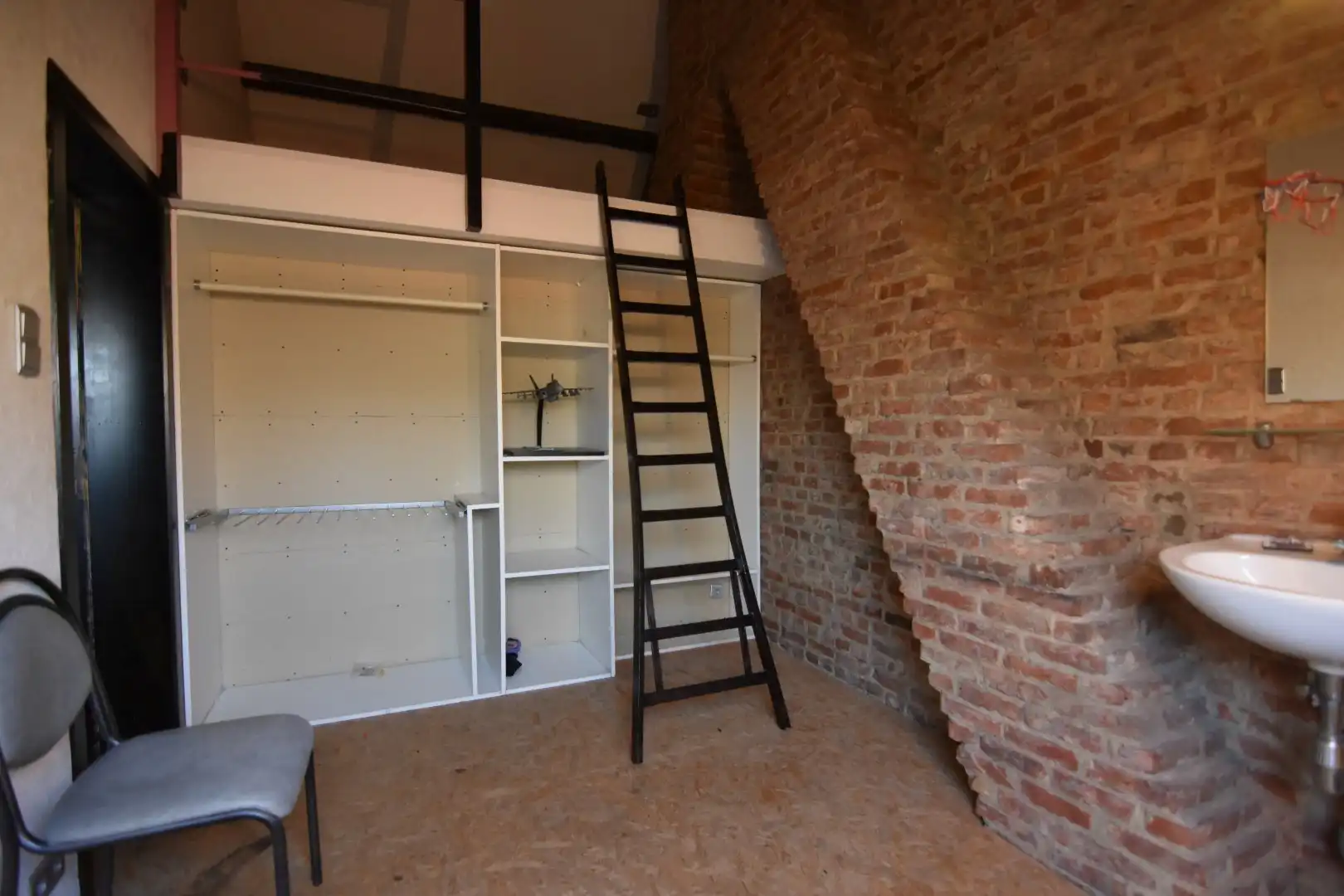 Toffe woning in rustige straat foto 24