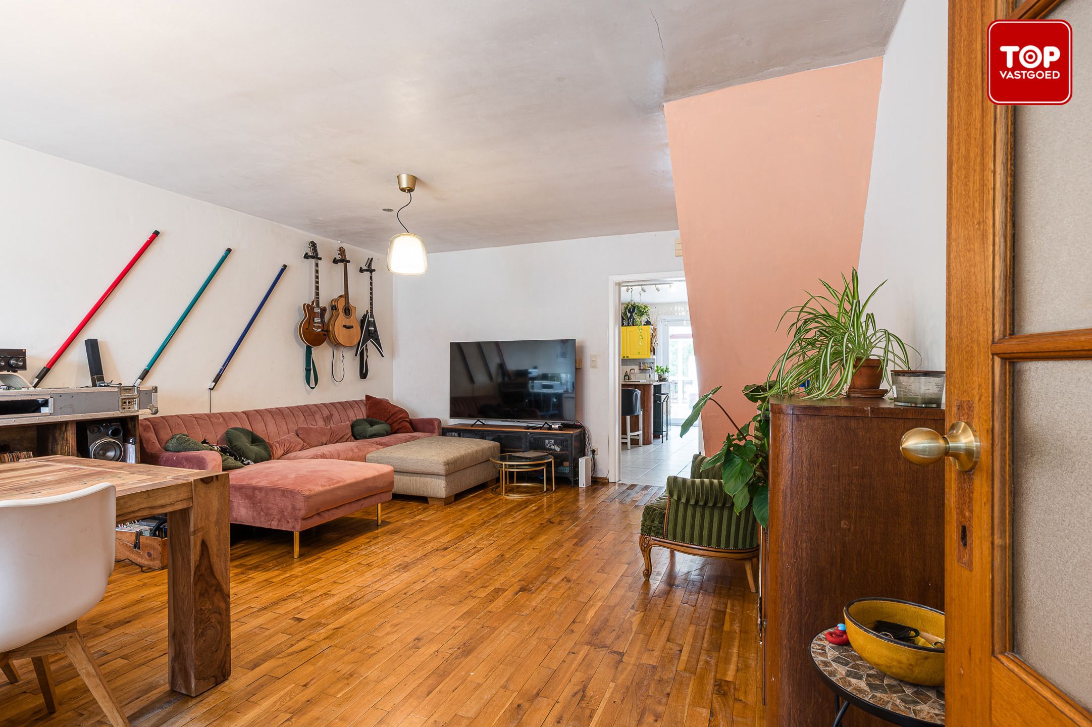 Instapklare woning met 3 slaapkamers en grote tuin foto 7